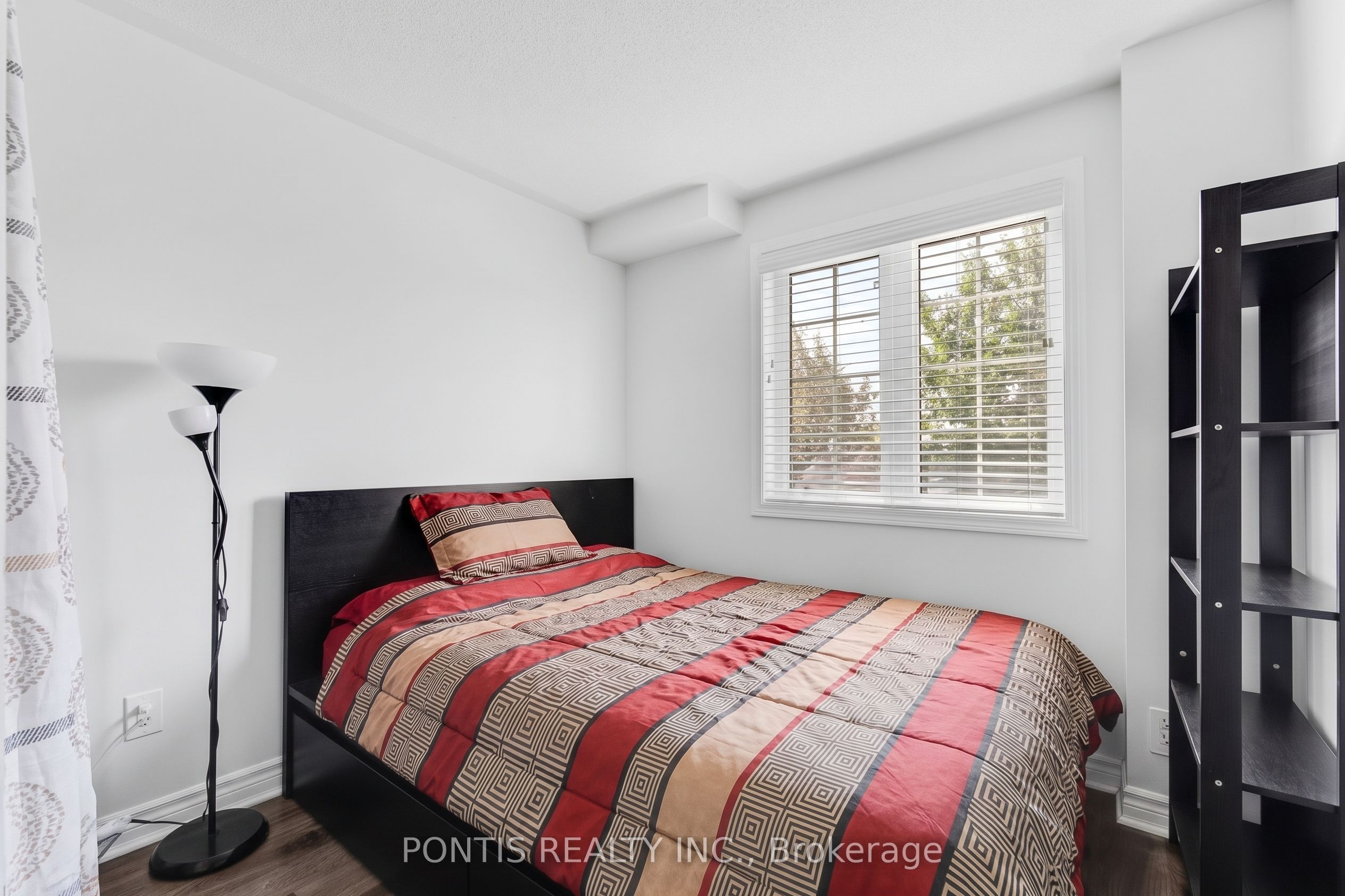 14 Arrowstone Court Property Photo 43