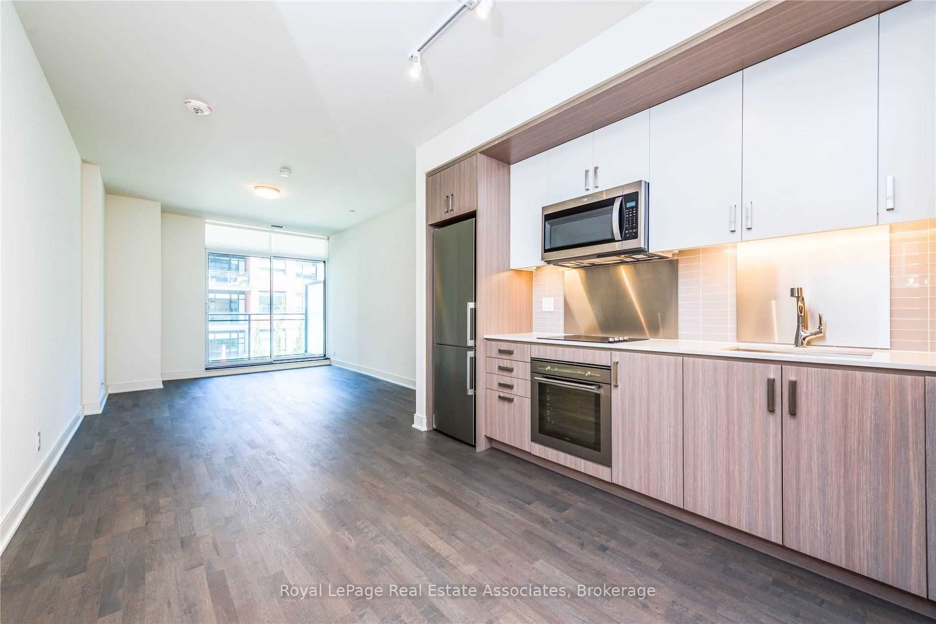 1575 Lakeshore Road W 141 Property Photo 14