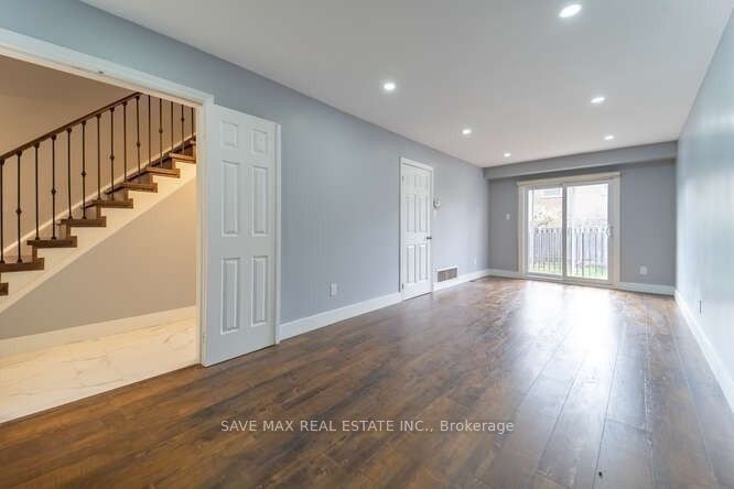 25 Tulip Drive Property Photo 8