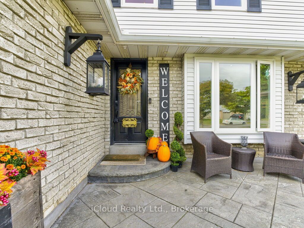 766 Coulson Avenue Property Photo 2
