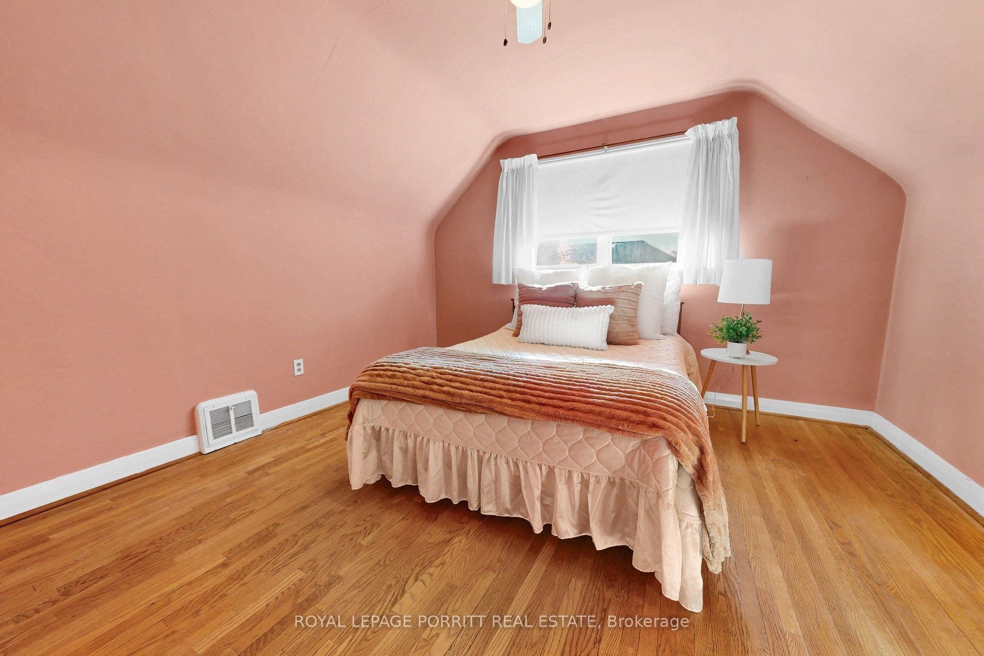 9 Putney Road Property Photo 13