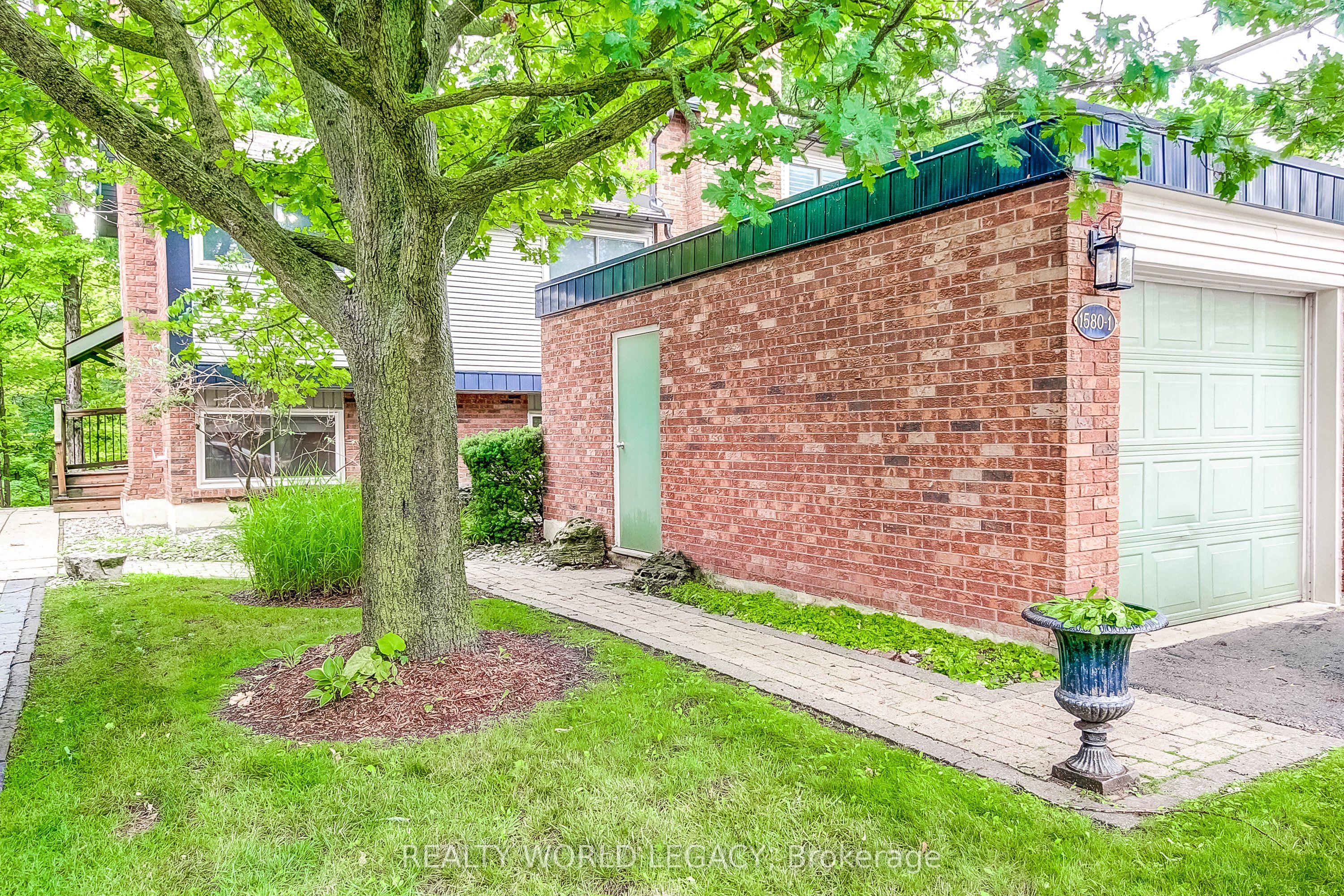 1580 Kerns Road 1 Property Photo 3