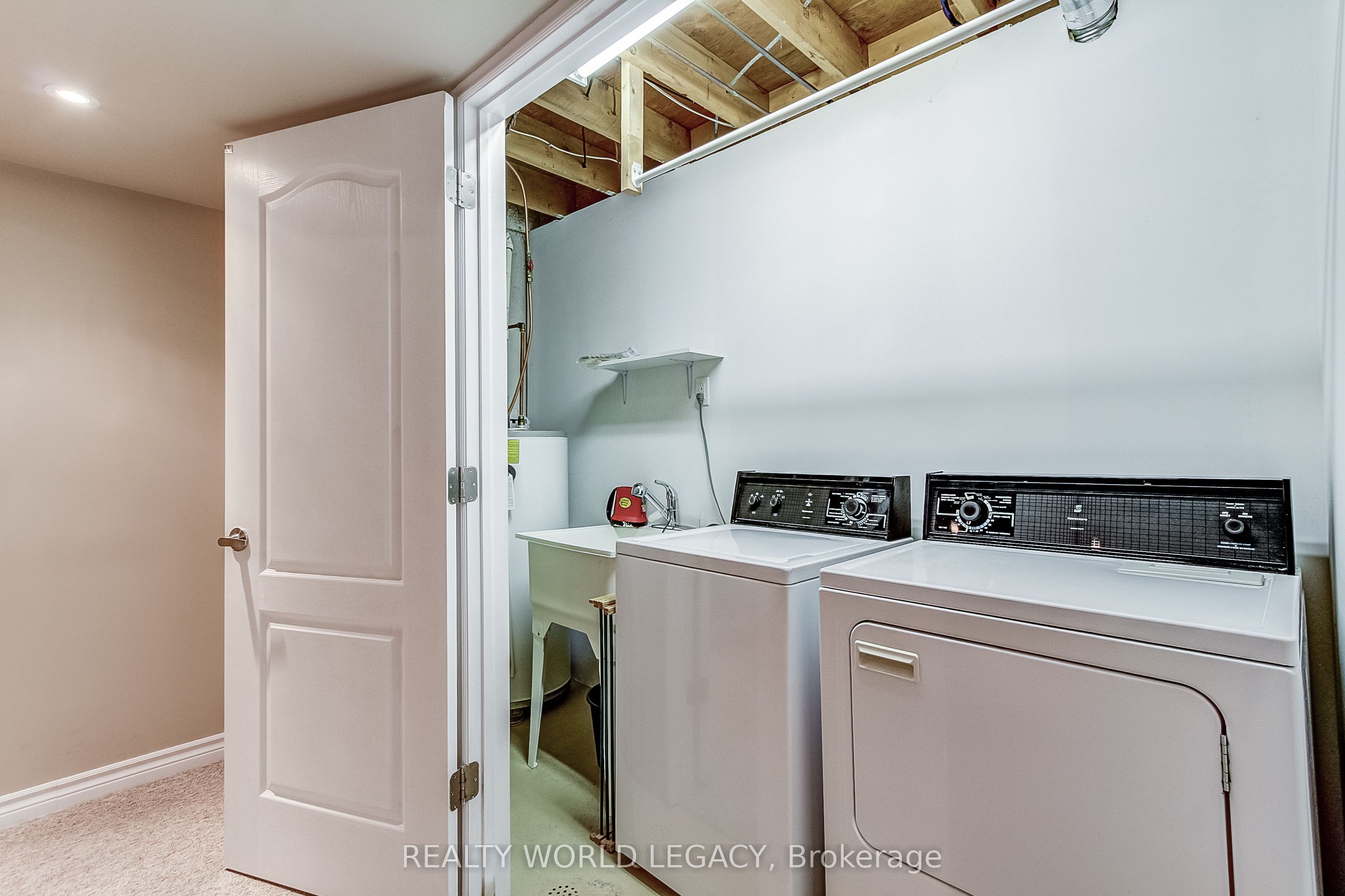 1580 Kerns Road 1 Property Photo 35
