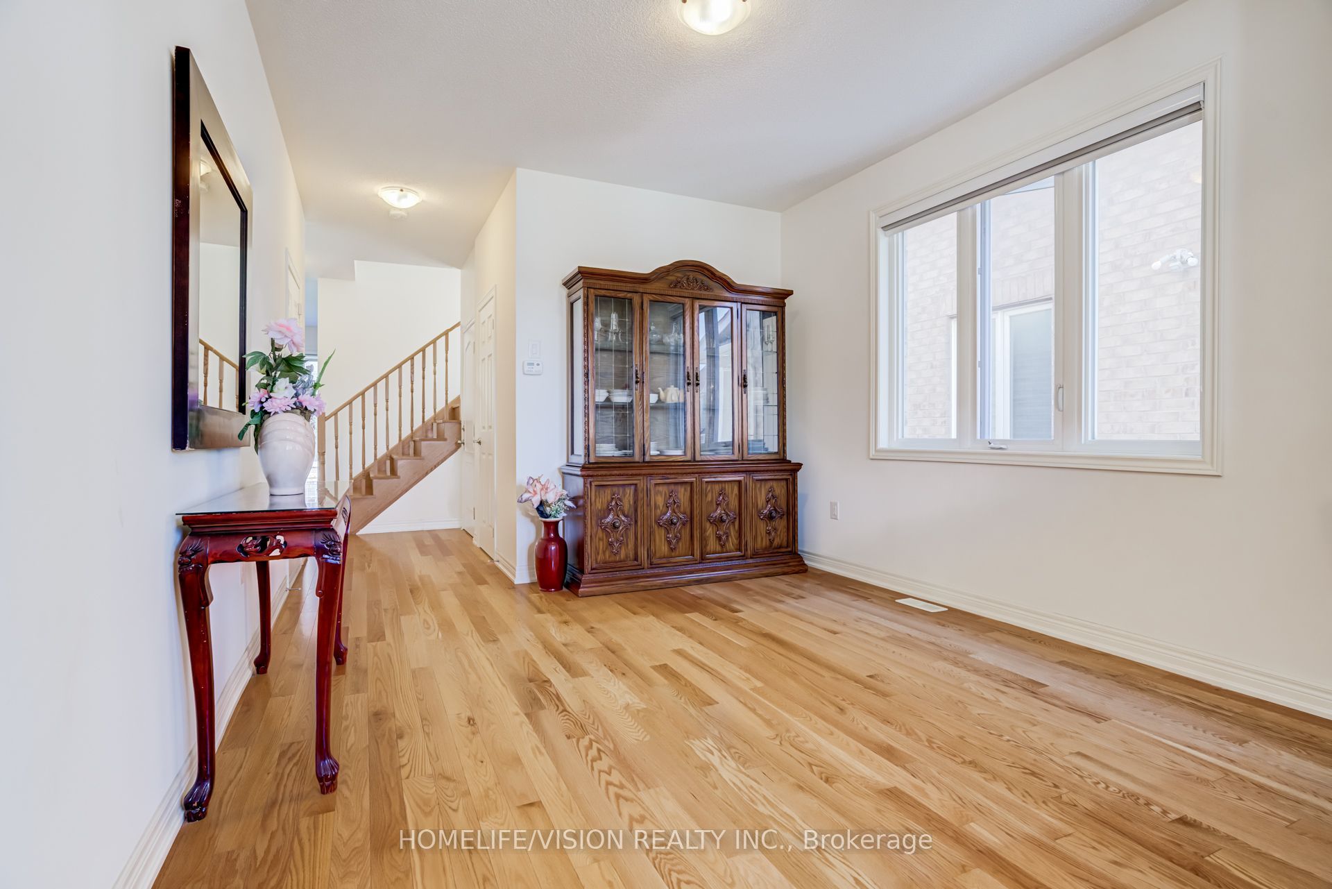 383 Royal West Drive Property Photo 6