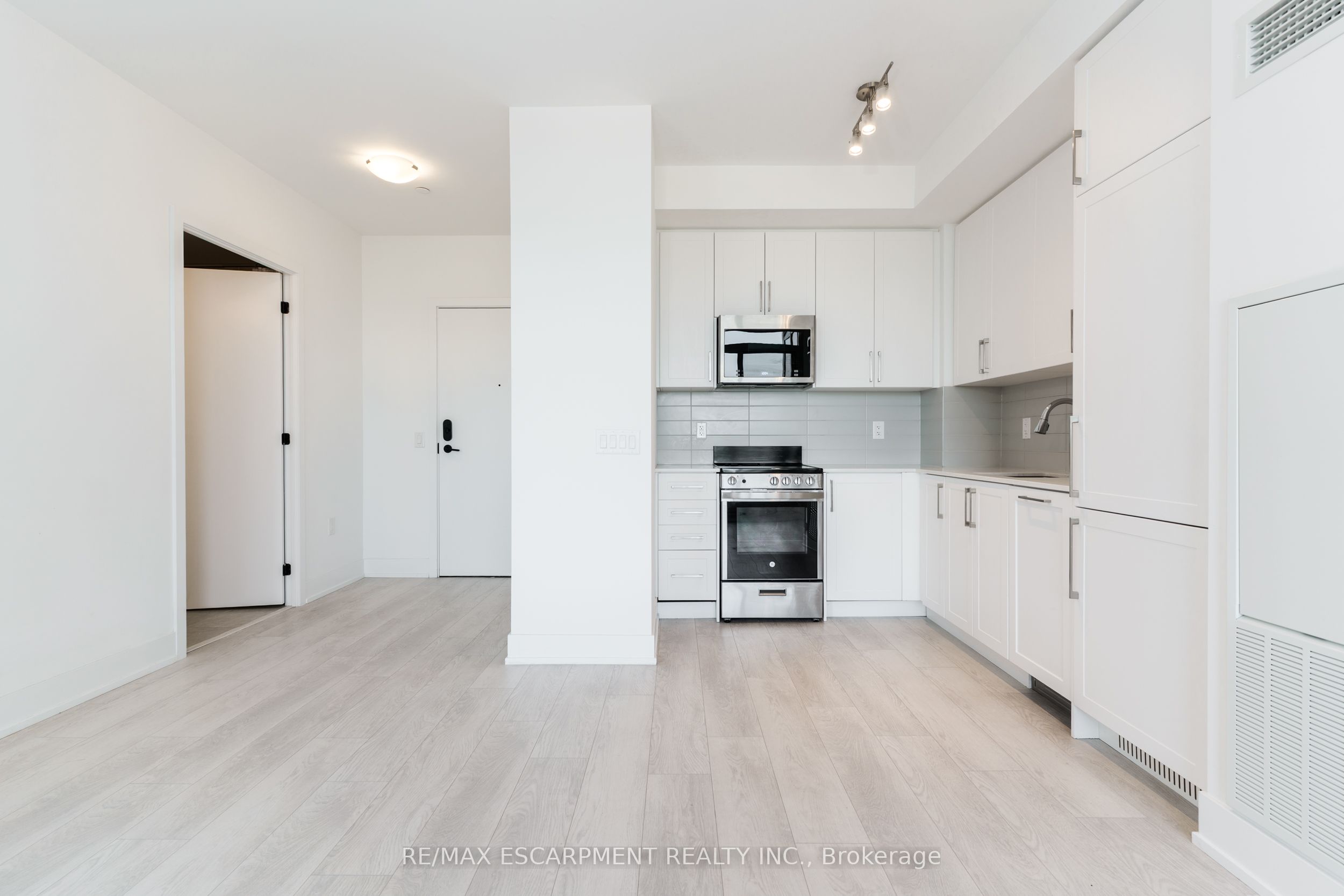 2450 Old Bronte Road 614 Property Photo 10
