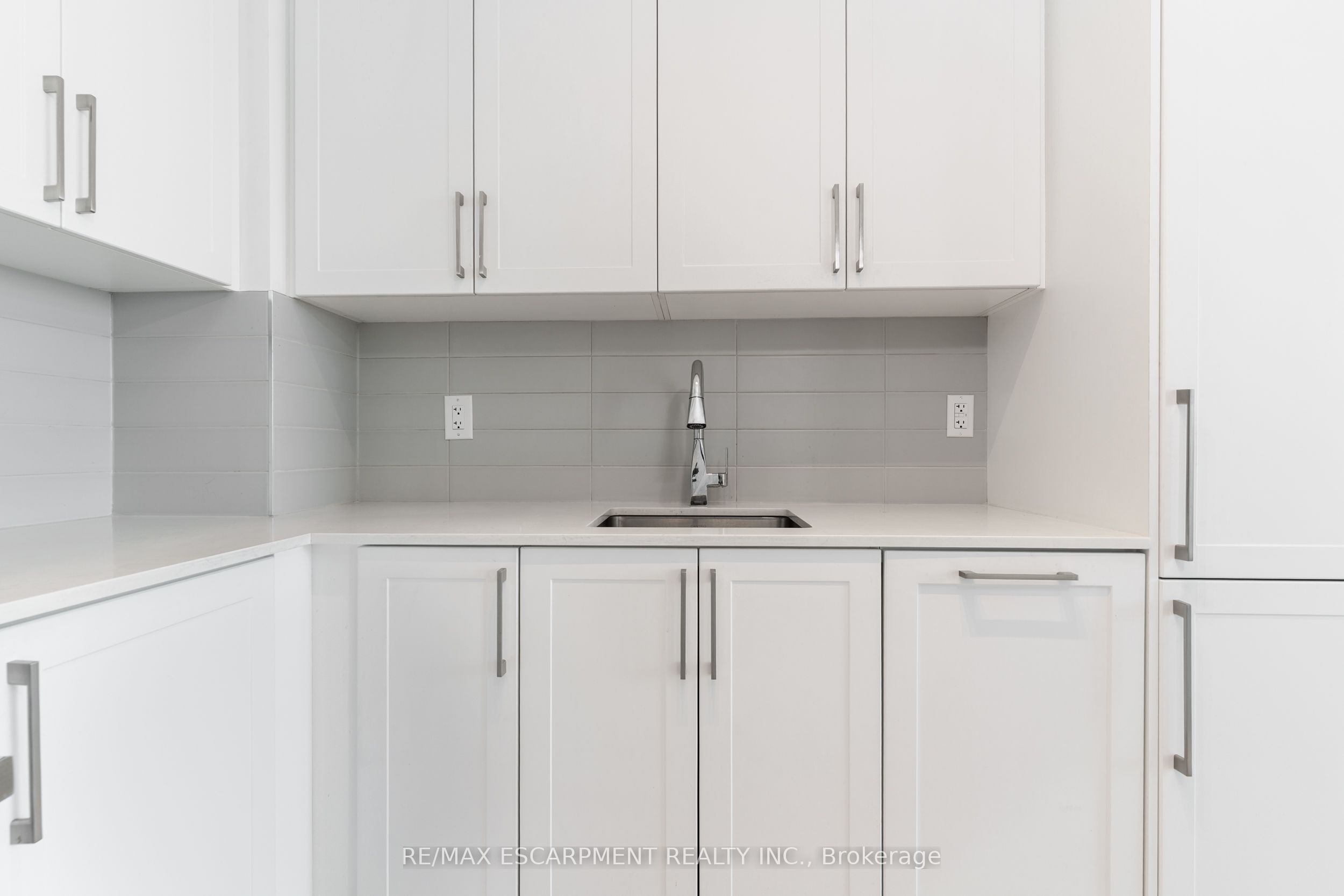 2450 Old Bronte Road 614 Property Photo 13