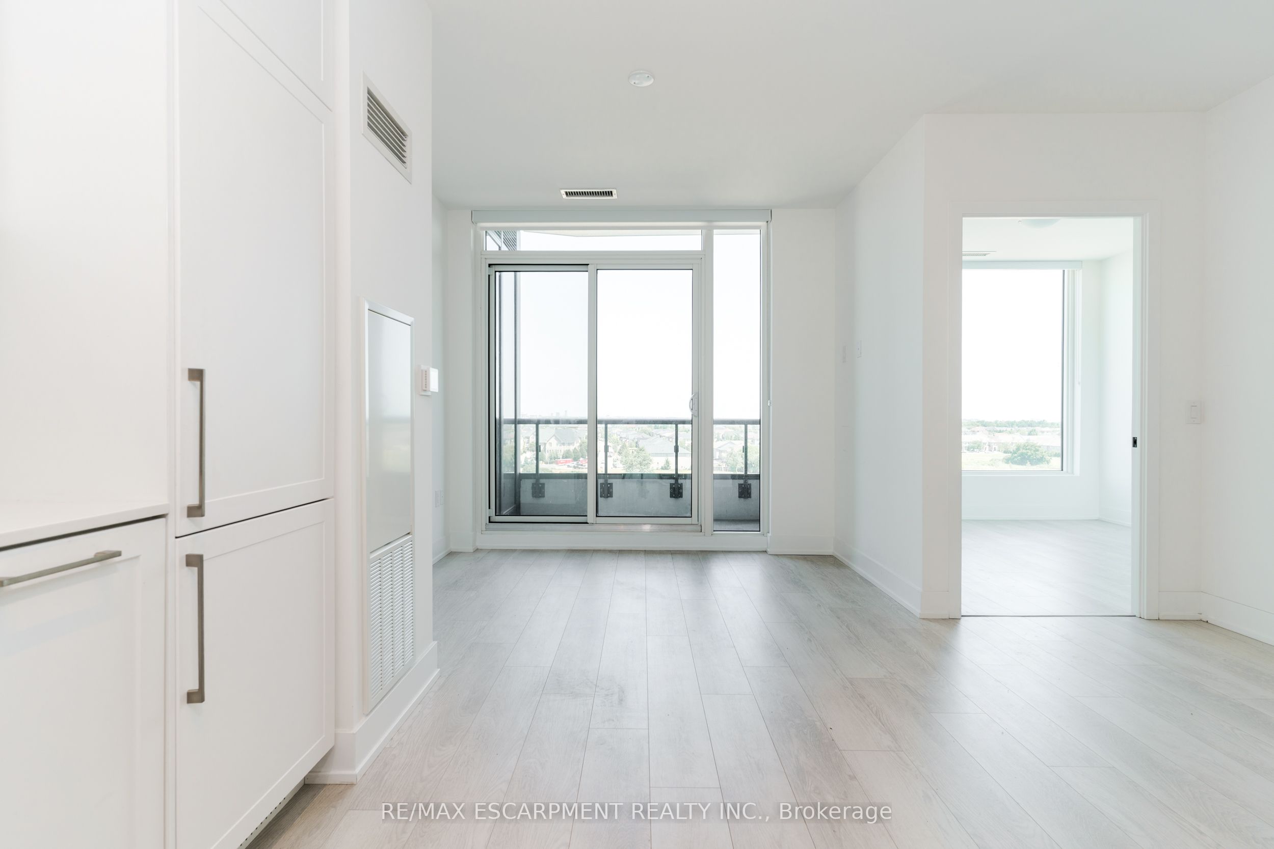 2450 Old Bronte Road 614 Property Photo 14
