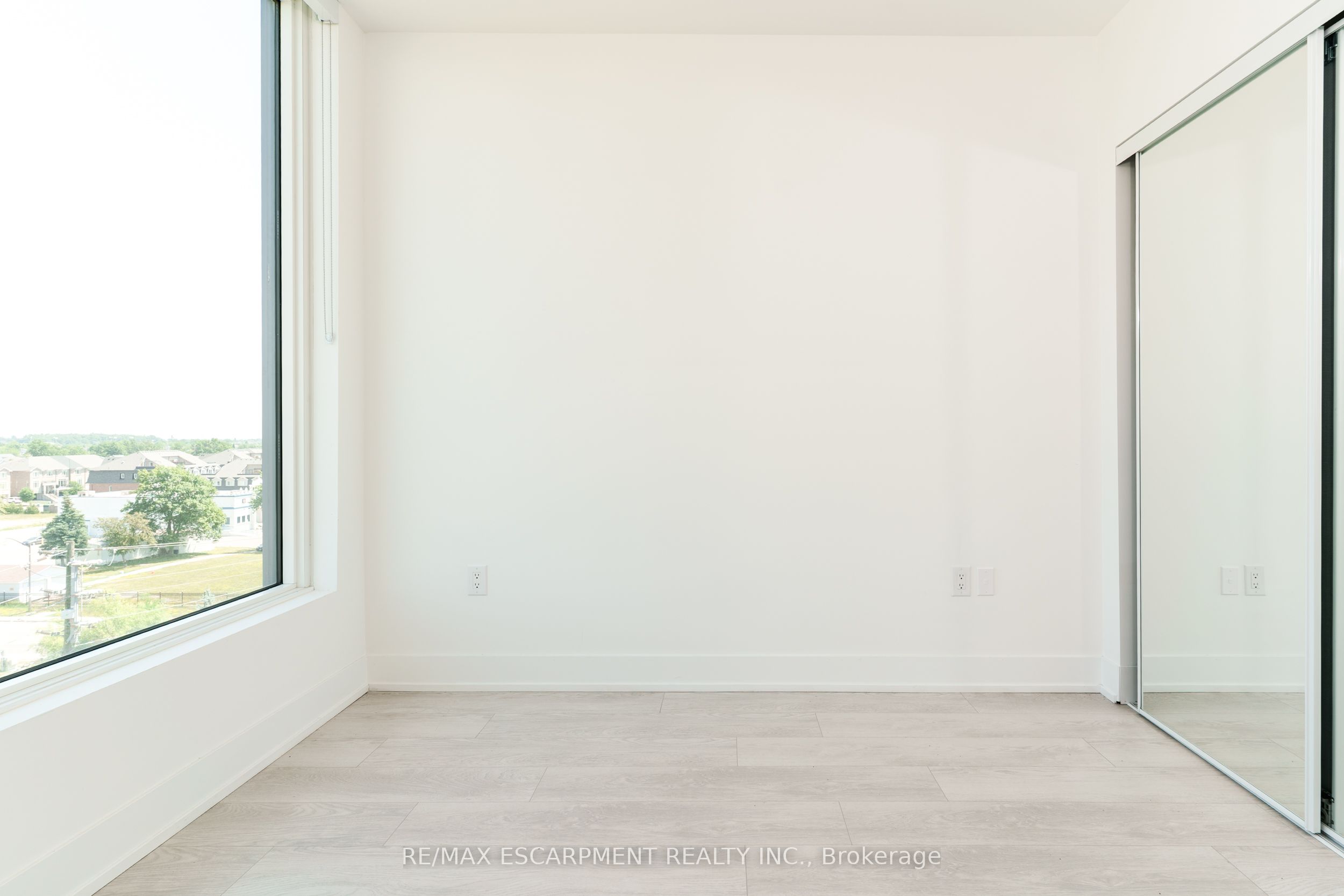2450 Old Bronte Road 614 Property Photo 20