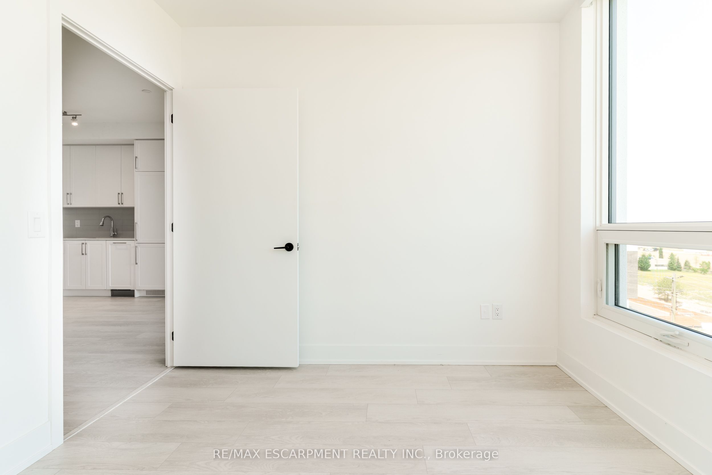 2450 Old Bronte Road 614 Property Photo 22
