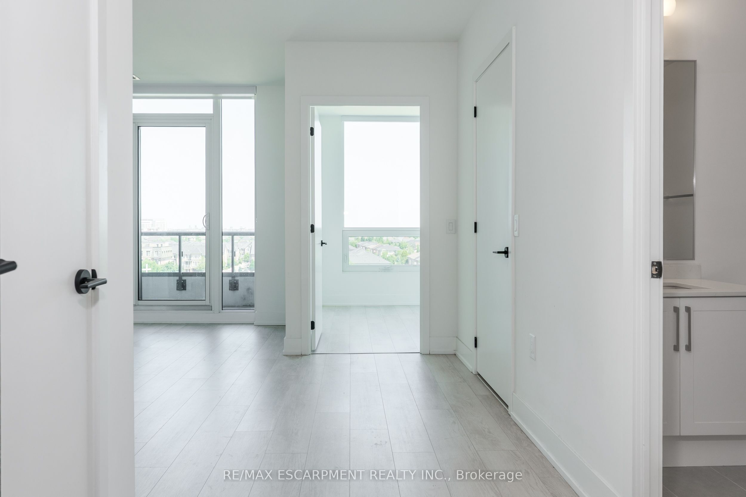 2450 Old Bronte Road 614 Property Photo 27