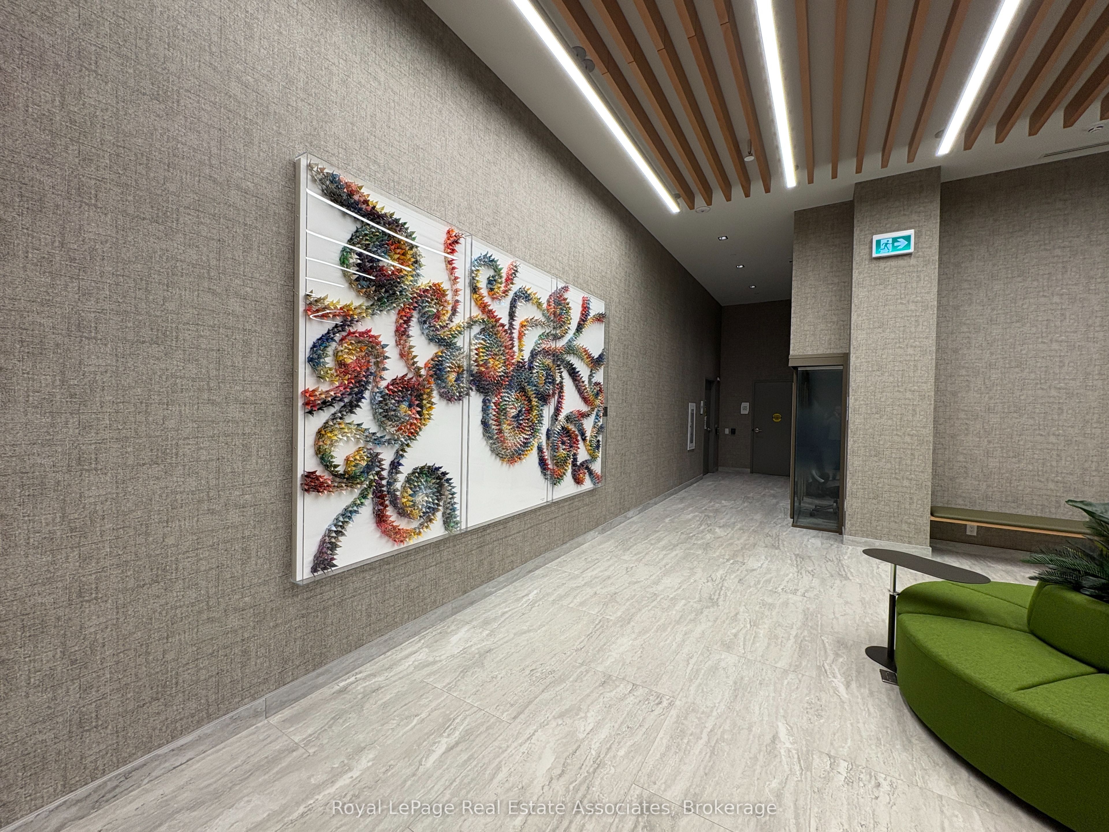 2485 Eglinton Avenue W 1002 Property Photo 19