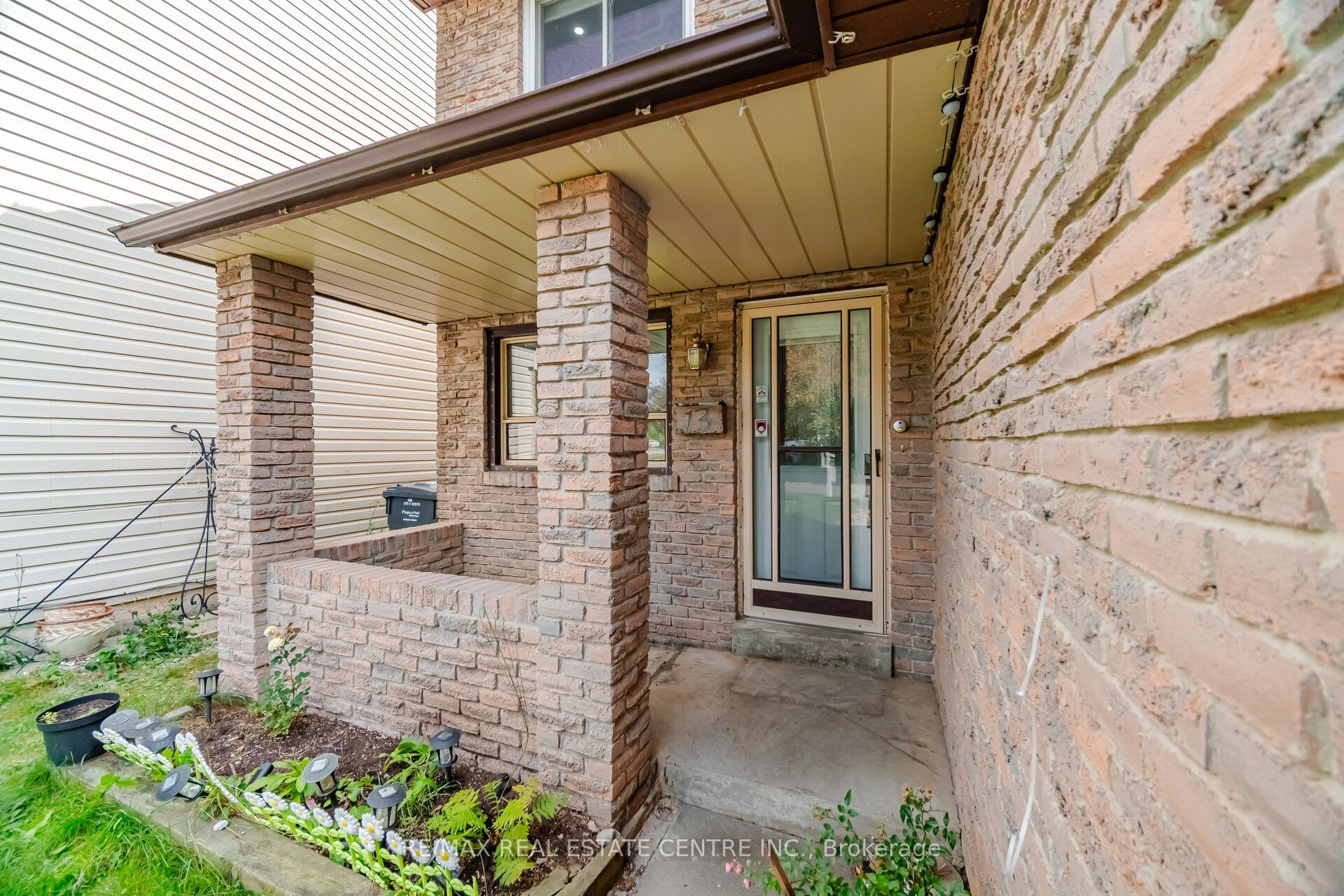 13 Dalzell Avenue Property Photo 5