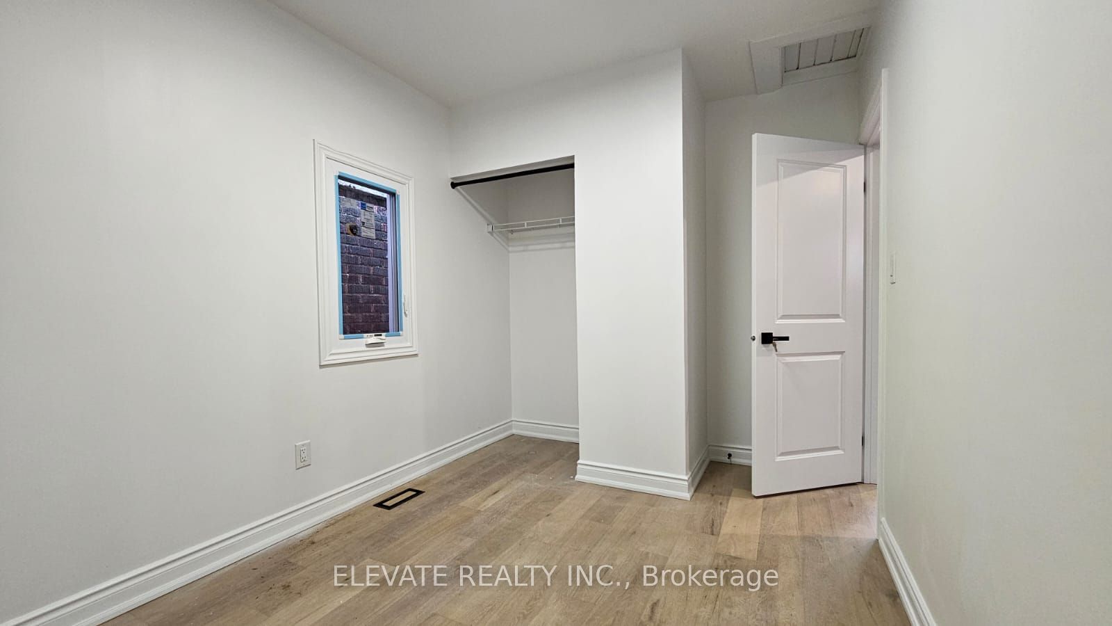 54 Burlington Street Front Main Property Photo 6