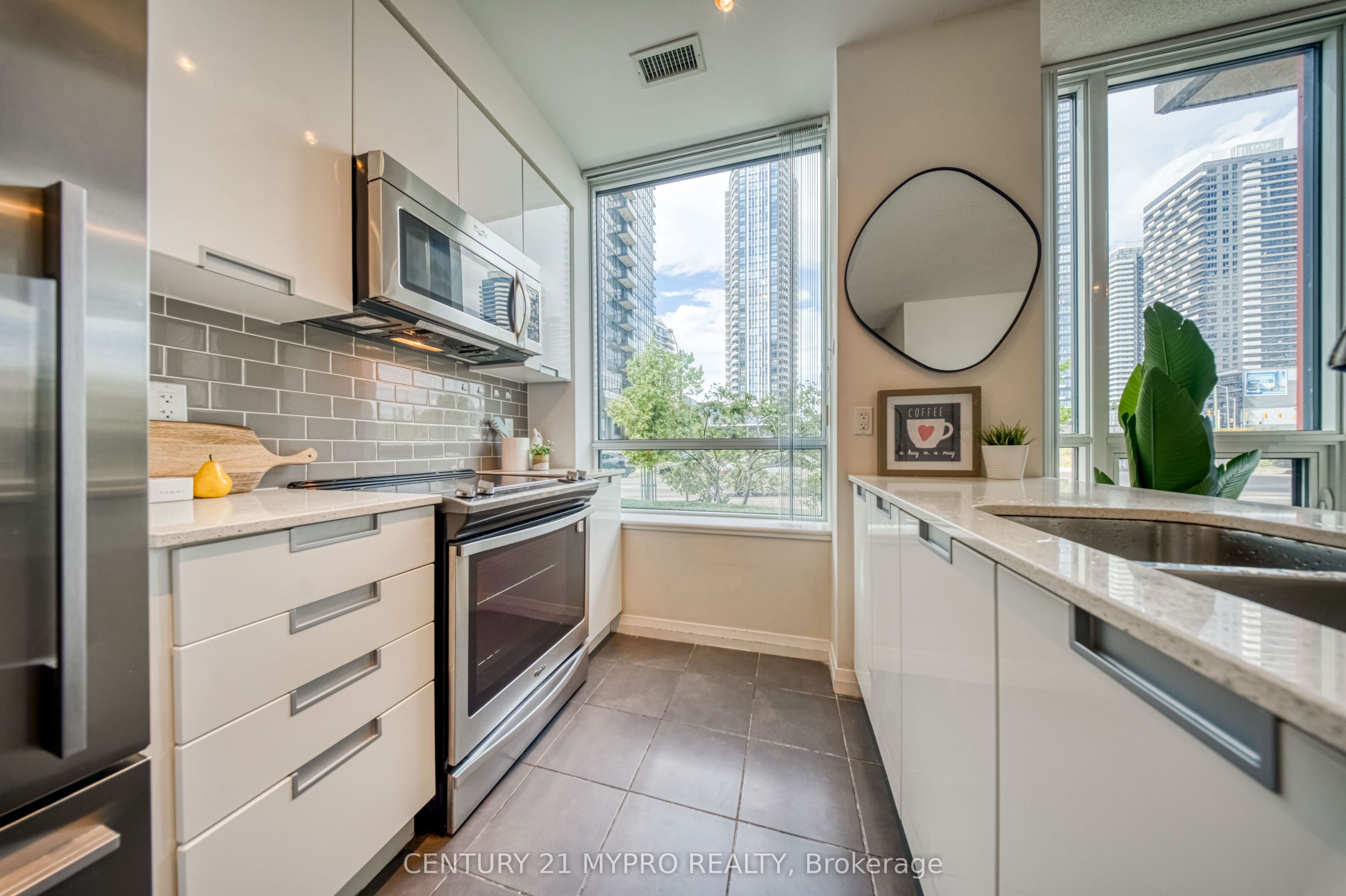 55 Eglinton Avenue W 103 Property Photo 6