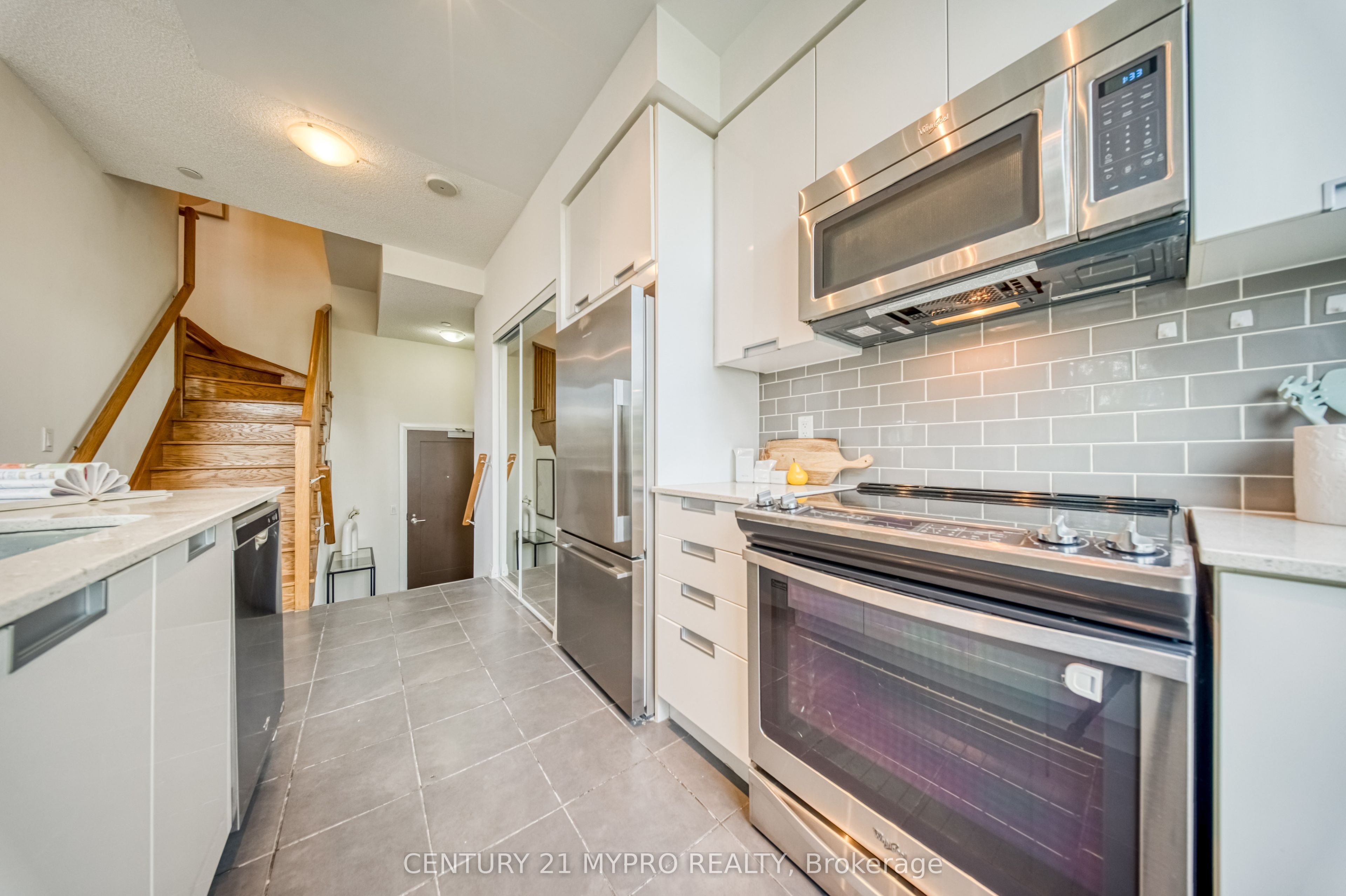 55 Eglinton Avenue W 103 Property Photo 8