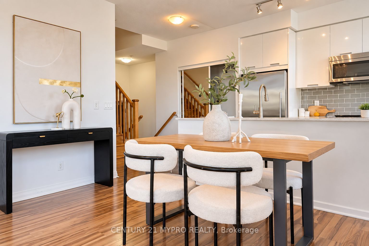 55 Eglinton Avenue W 103 Property Photo 12