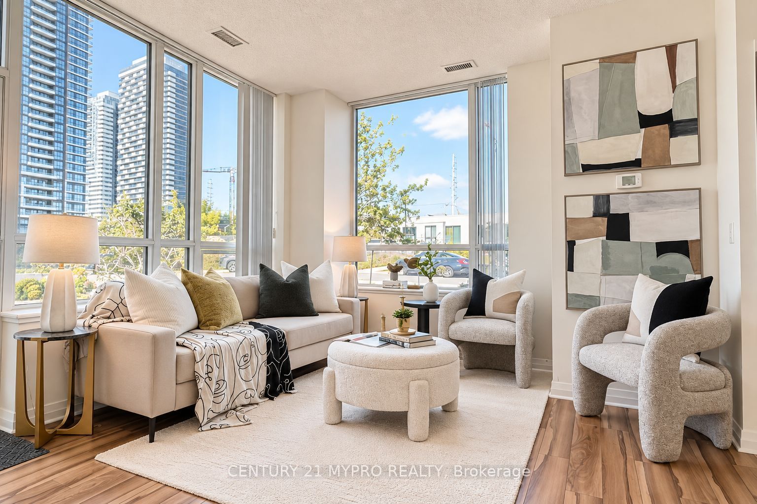 55 Eglinton Avenue W 103 Property Photo 14