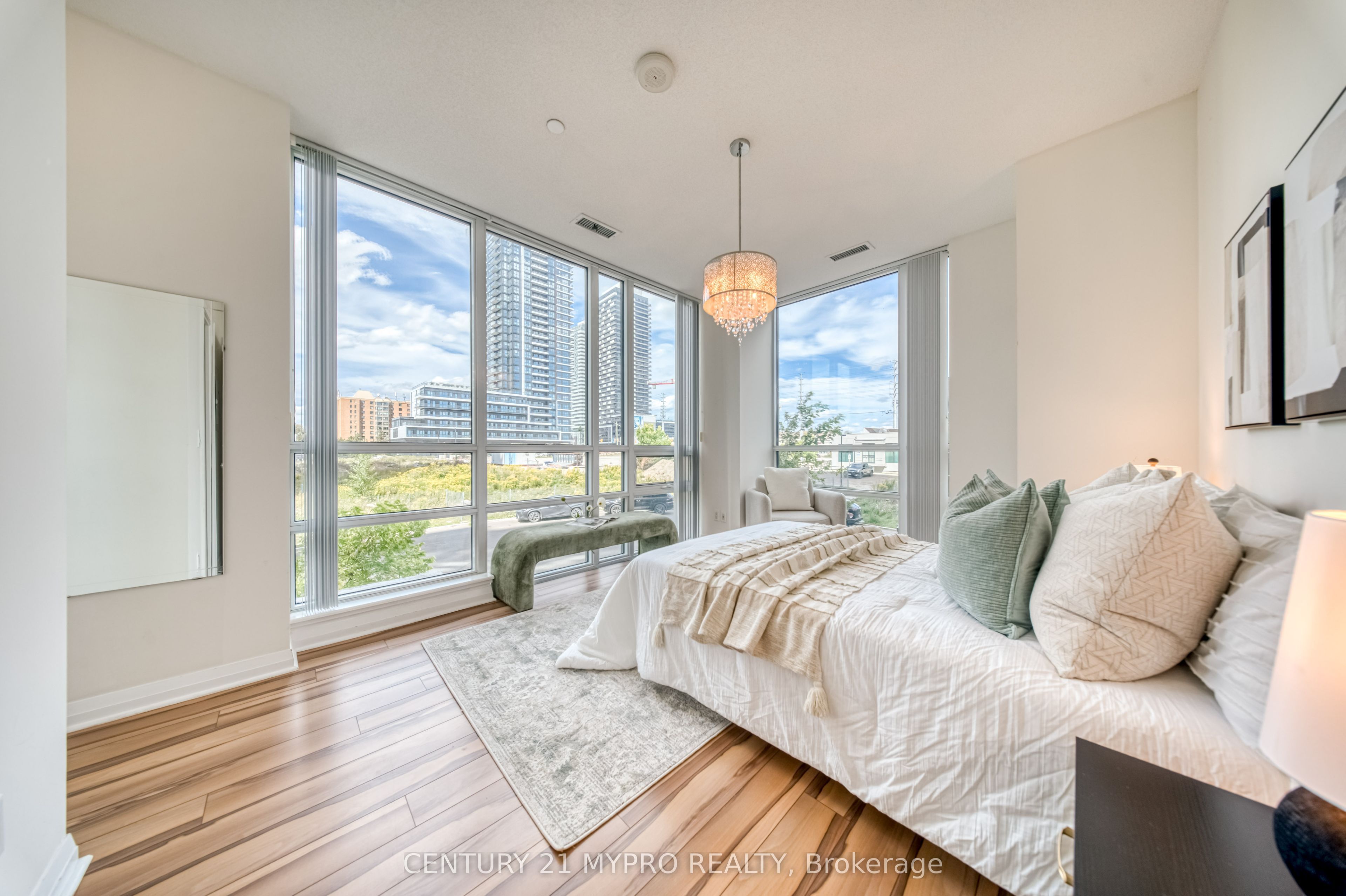 55 Eglinton Avenue W 103 Property Photo 21