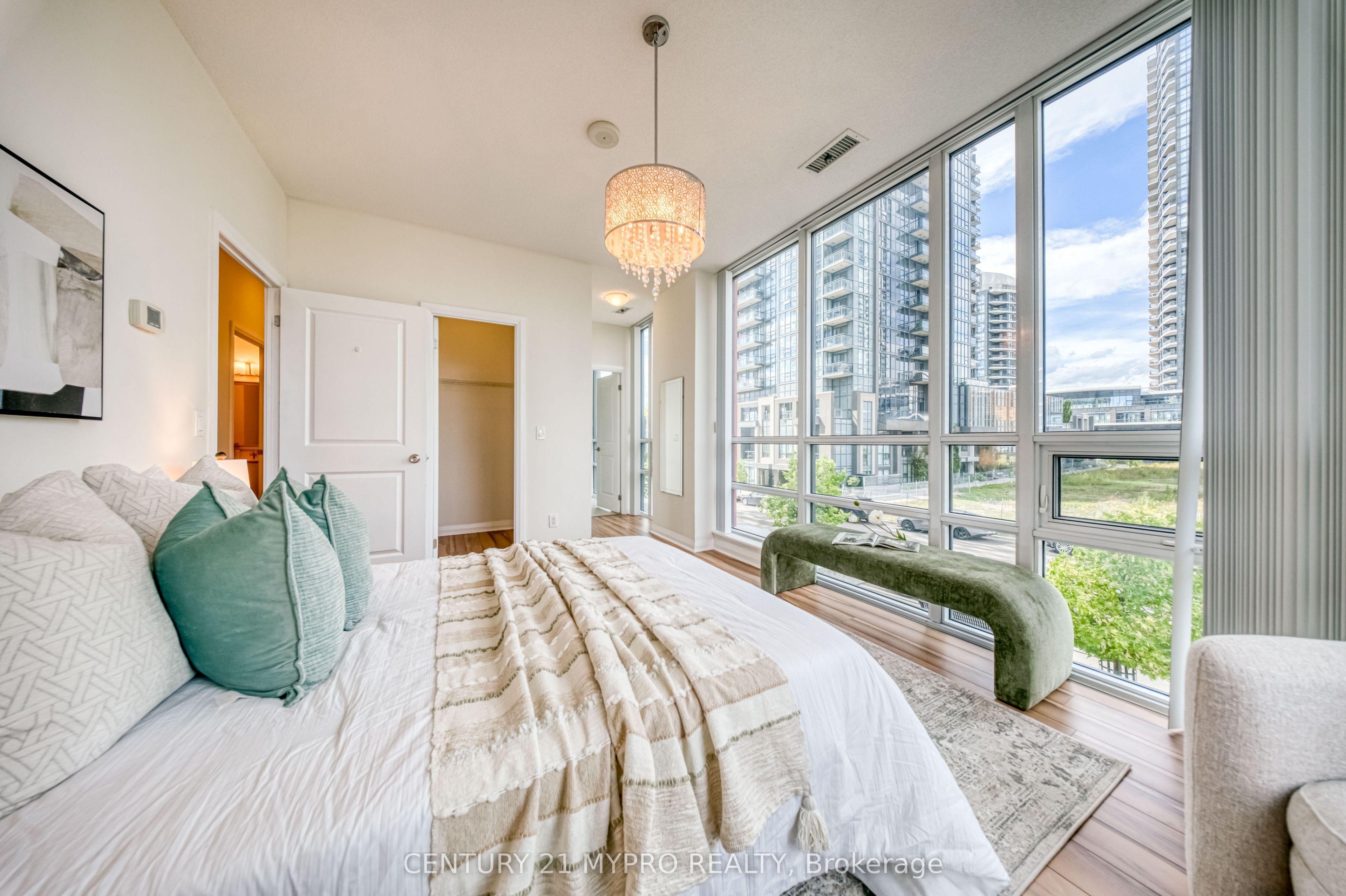 55 Eglinton Avenue W 103 Property Photo 23