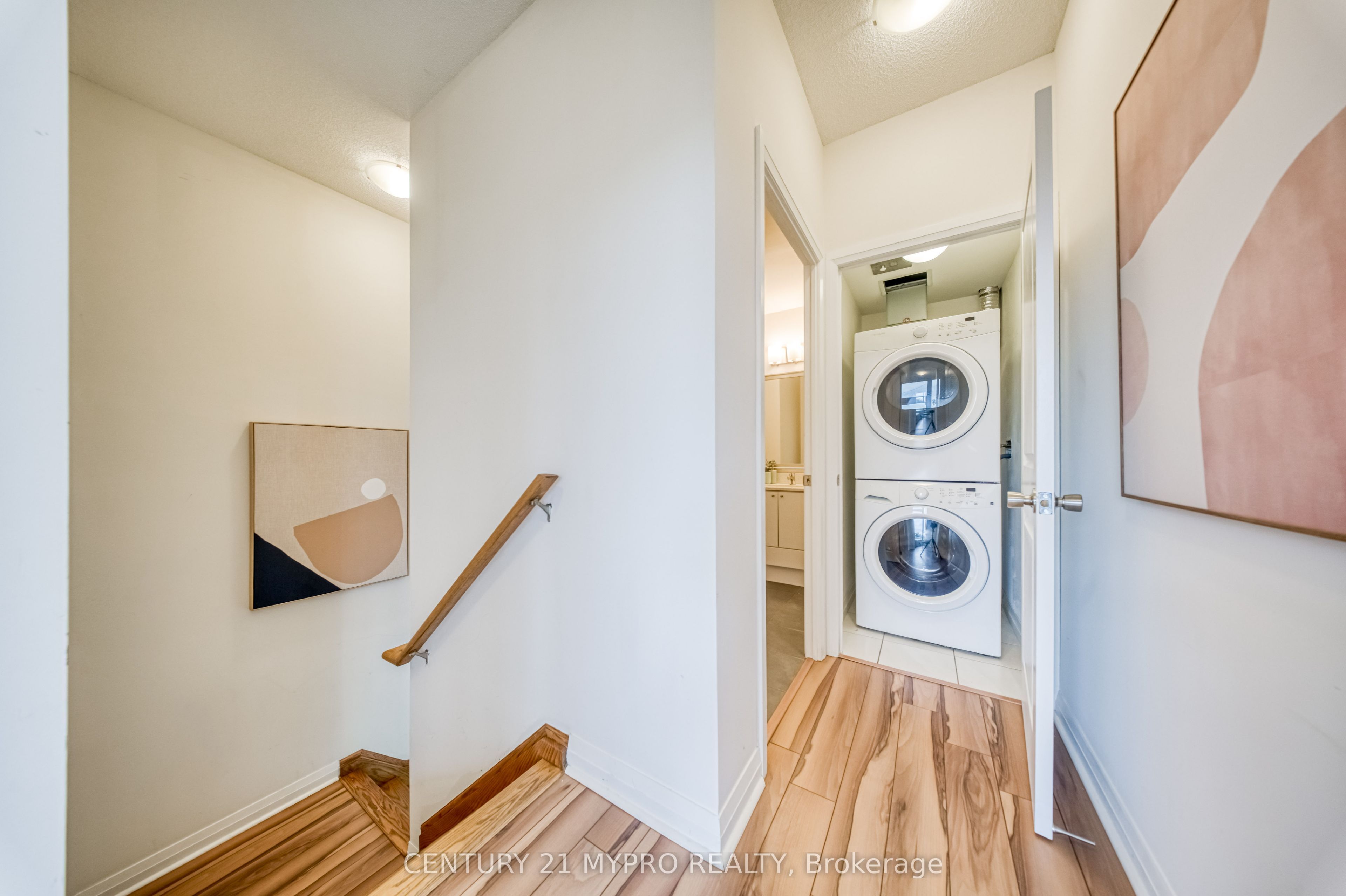 55 Eglinton Avenue W 103 Property Photo 32