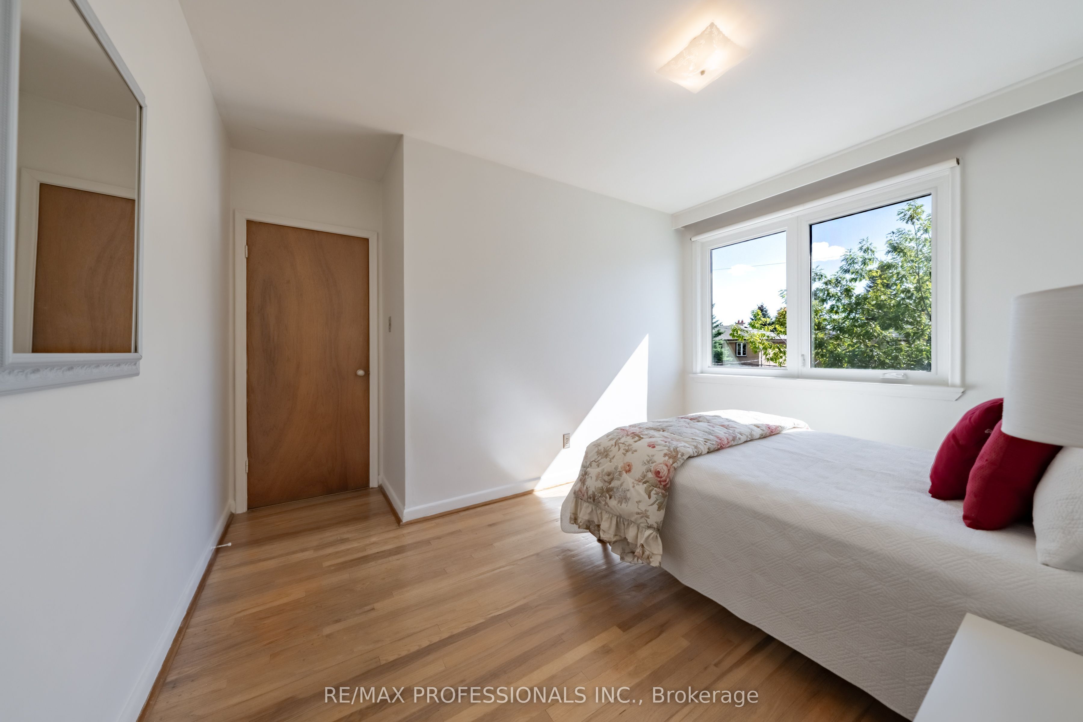 228 Eileen Avenue Property Photo 17