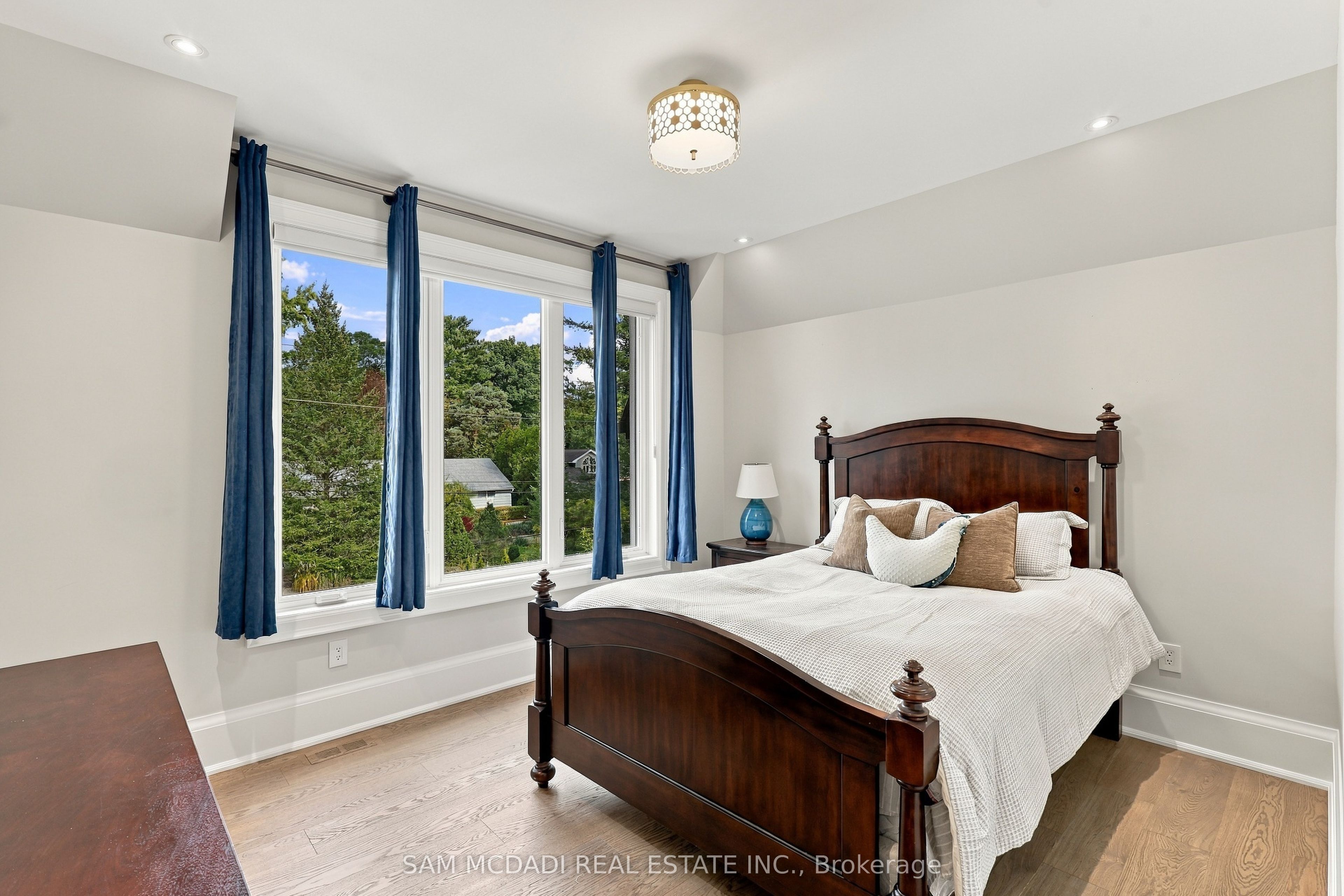 902 Parkland Avenue Property Photo 30