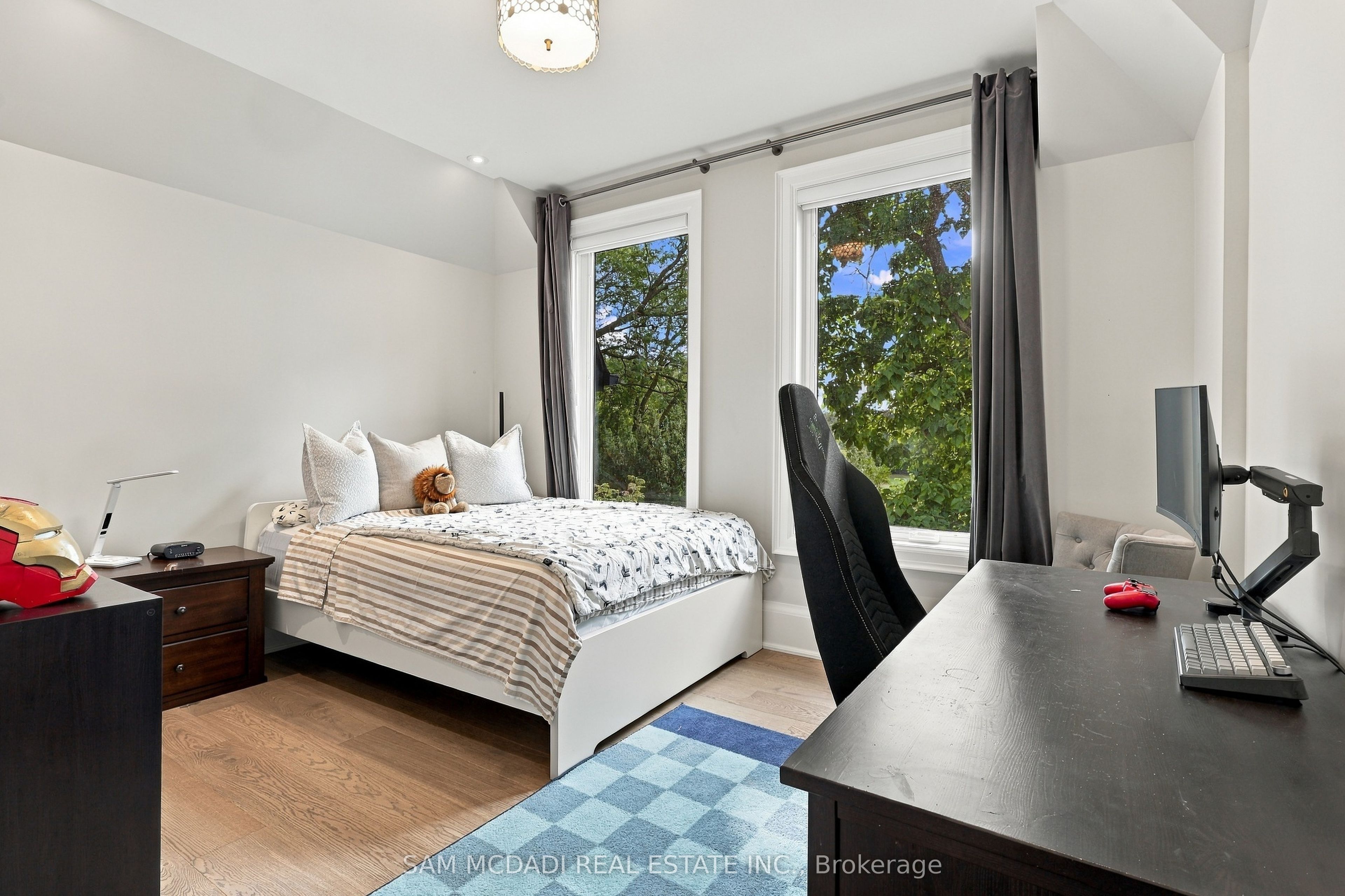 902 Parkland Avenue Property Photo 33