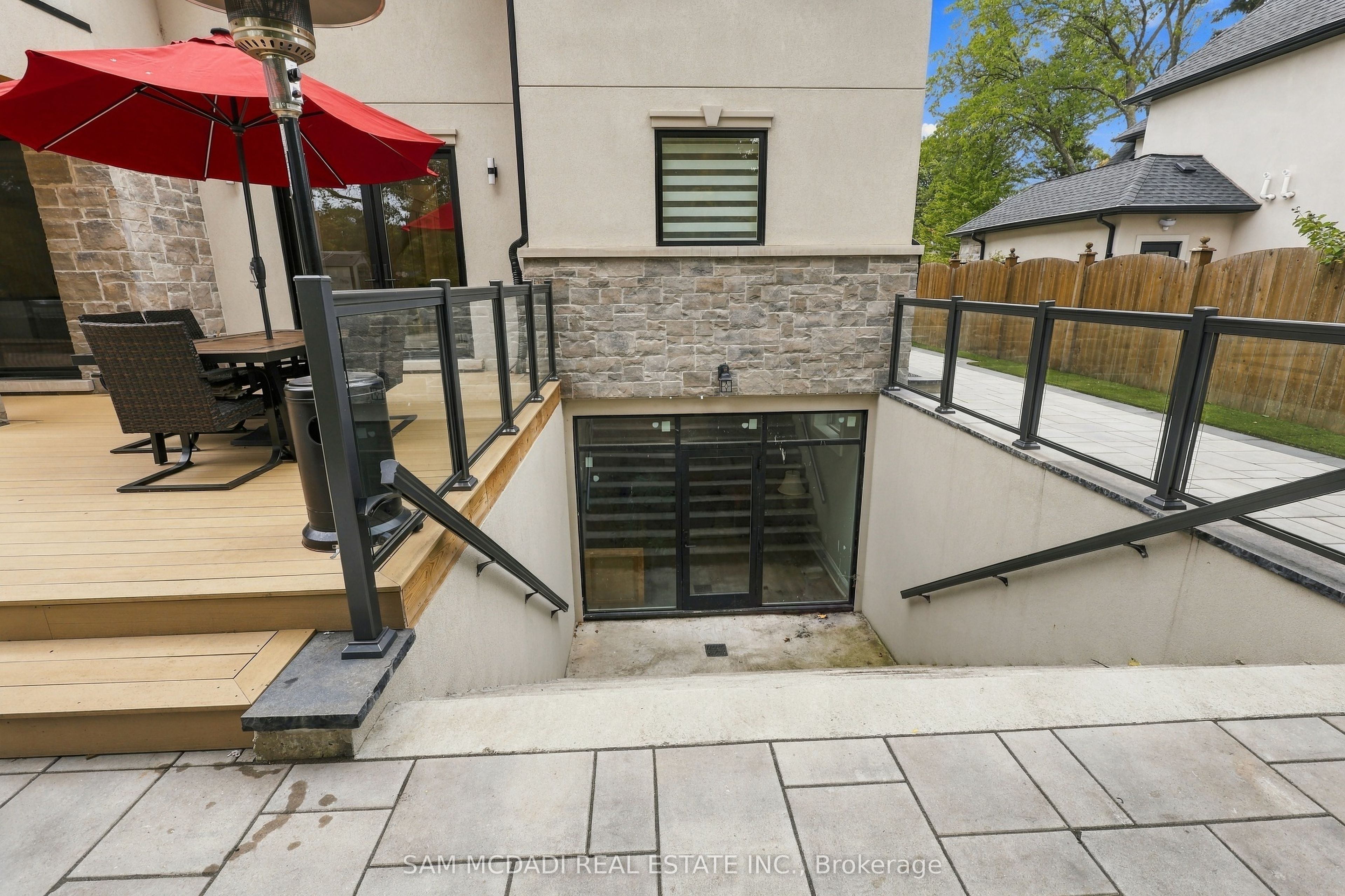 902 Parkland Avenue Property Photo 45