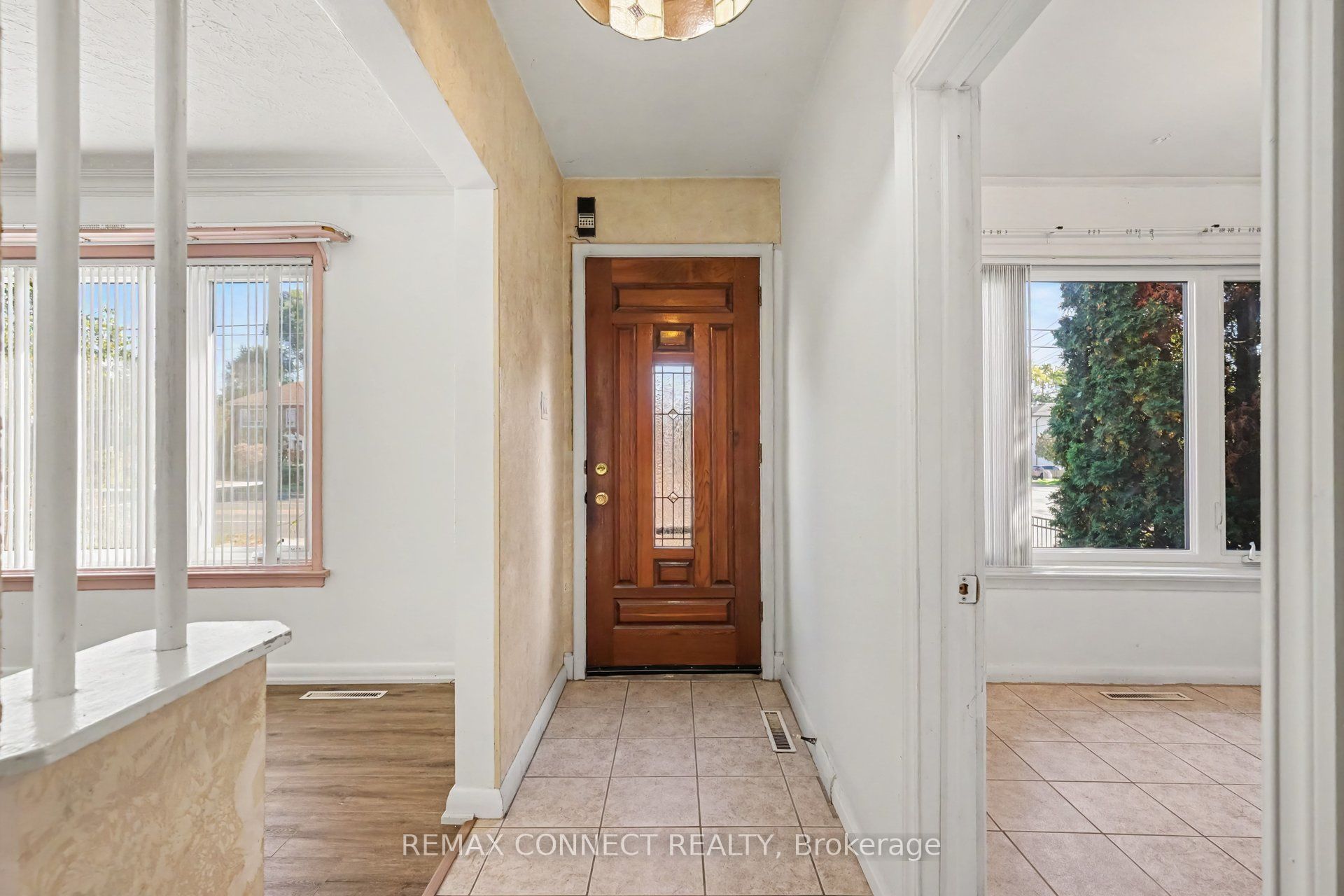 656 Browns Line Property Photo 2