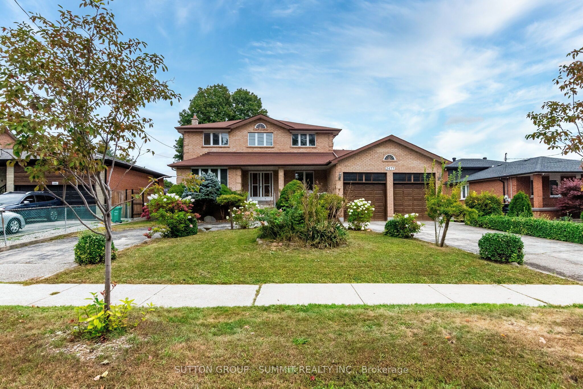 2477 Cliff Road Property Photo 2