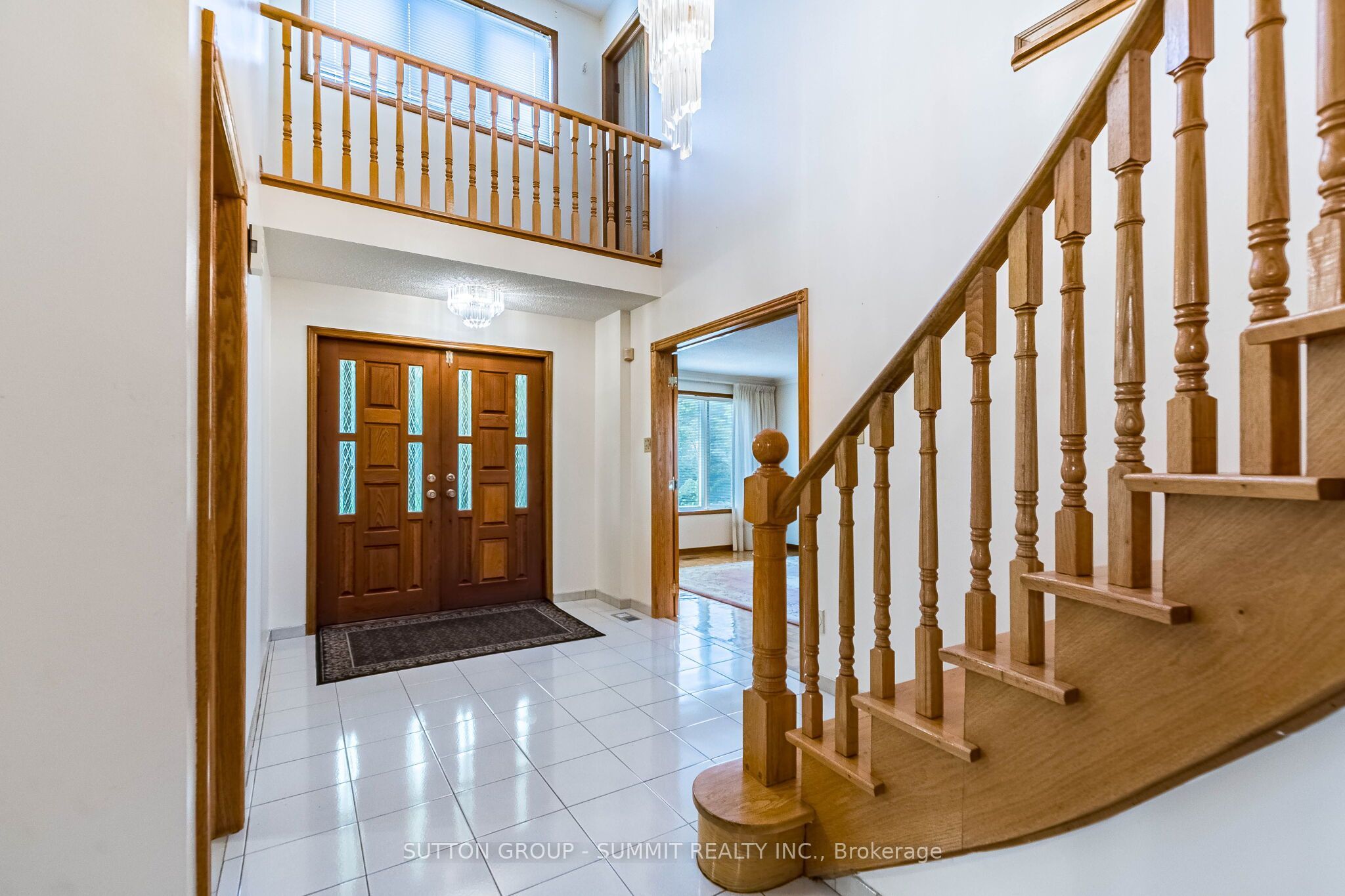2477 Cliff Road Property Photo 4