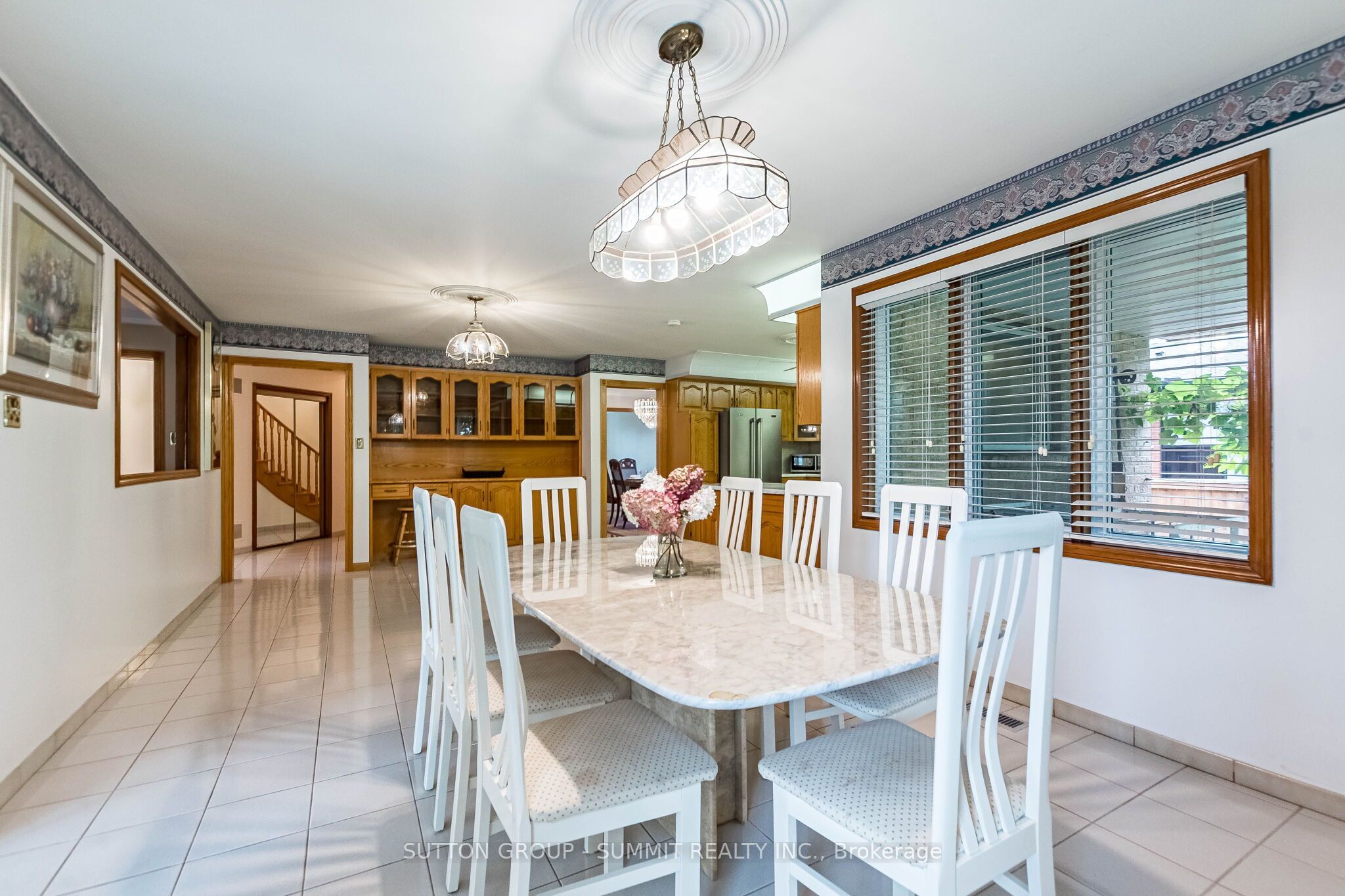 2477 Cliff Road Property Photo 10