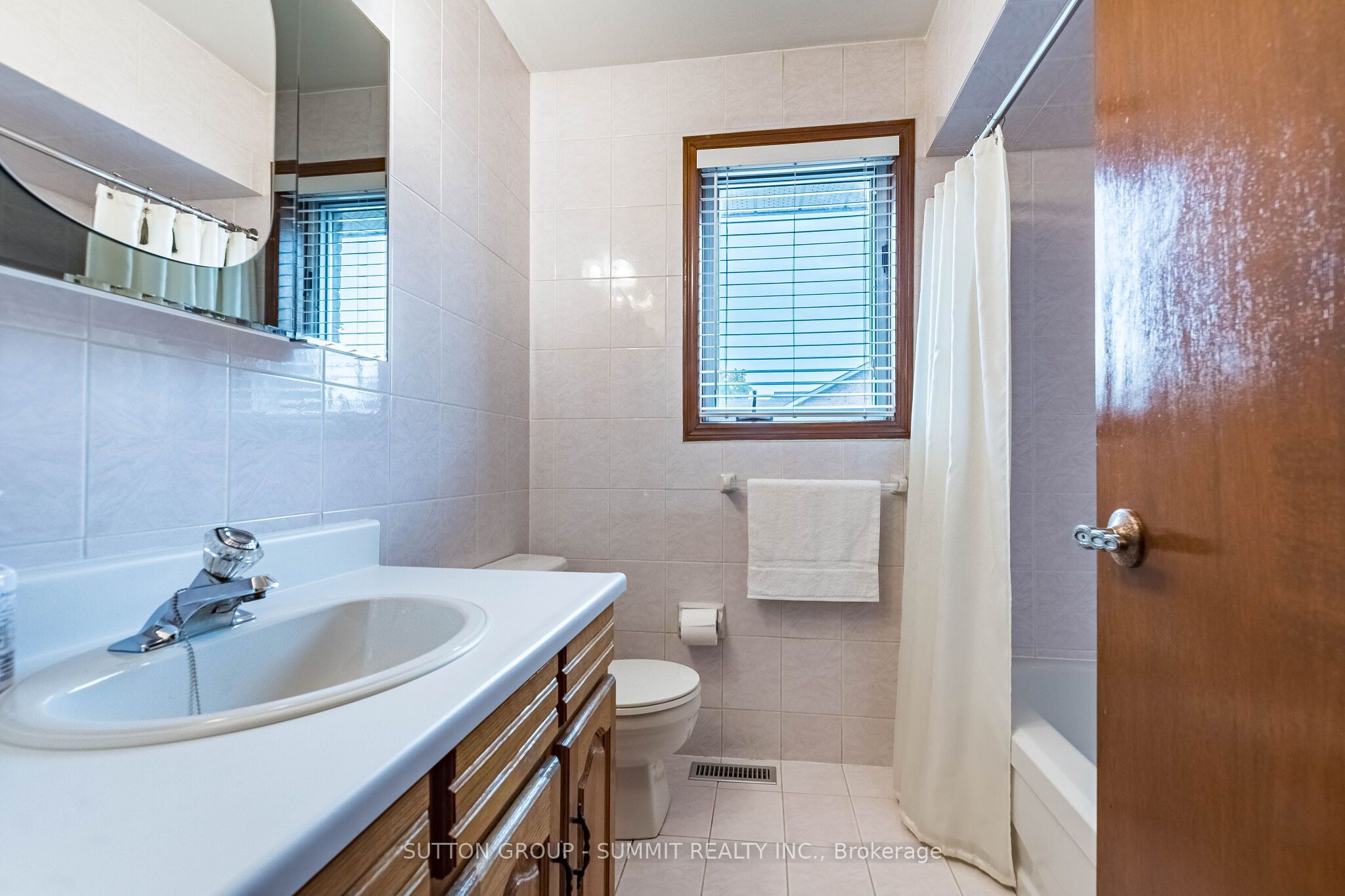 2477 Cliff Road Property Photo 21