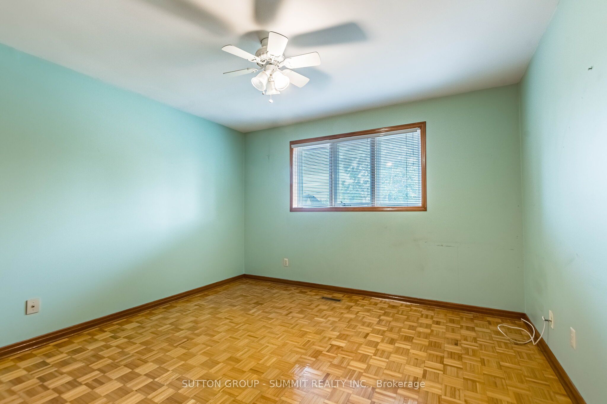 2477 Cliff Road Property Photo 24