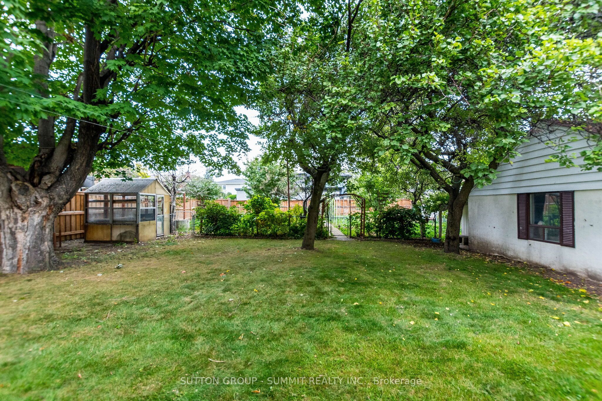 2477 Cliff Road Property Photo 35