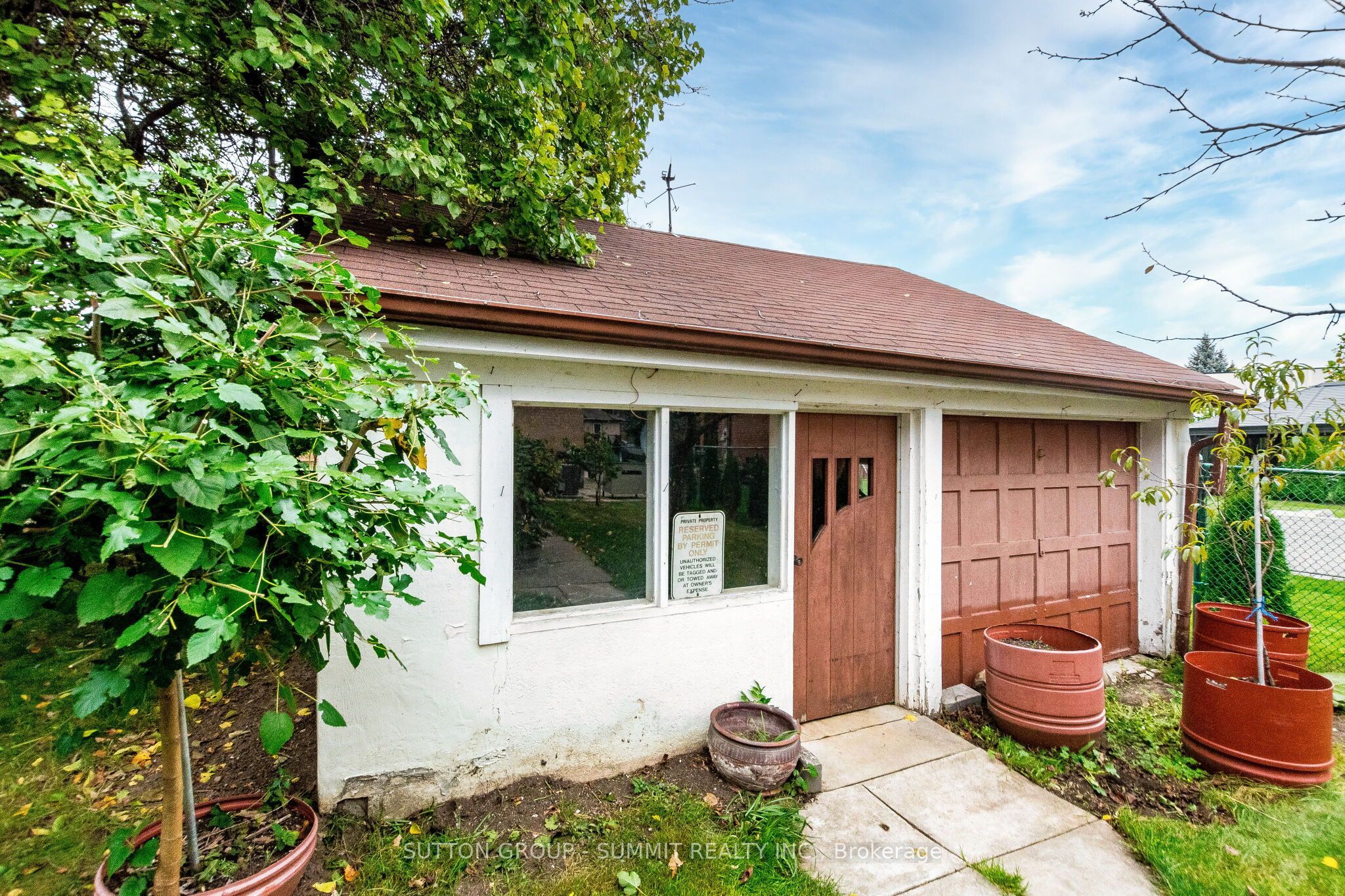 2477 Cliff Road Property Photo 39