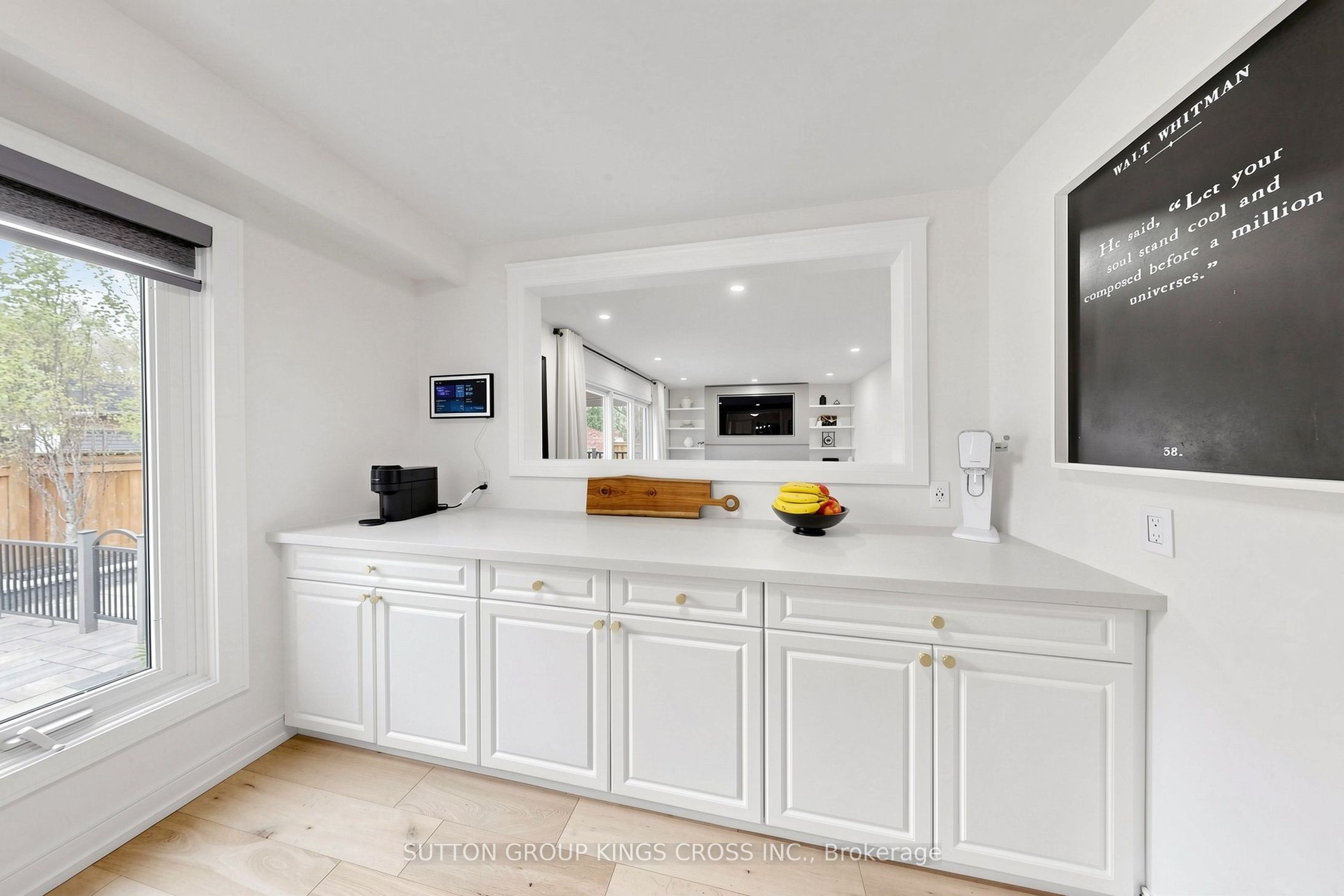 360 Isabella Avenue Property Photo 13
