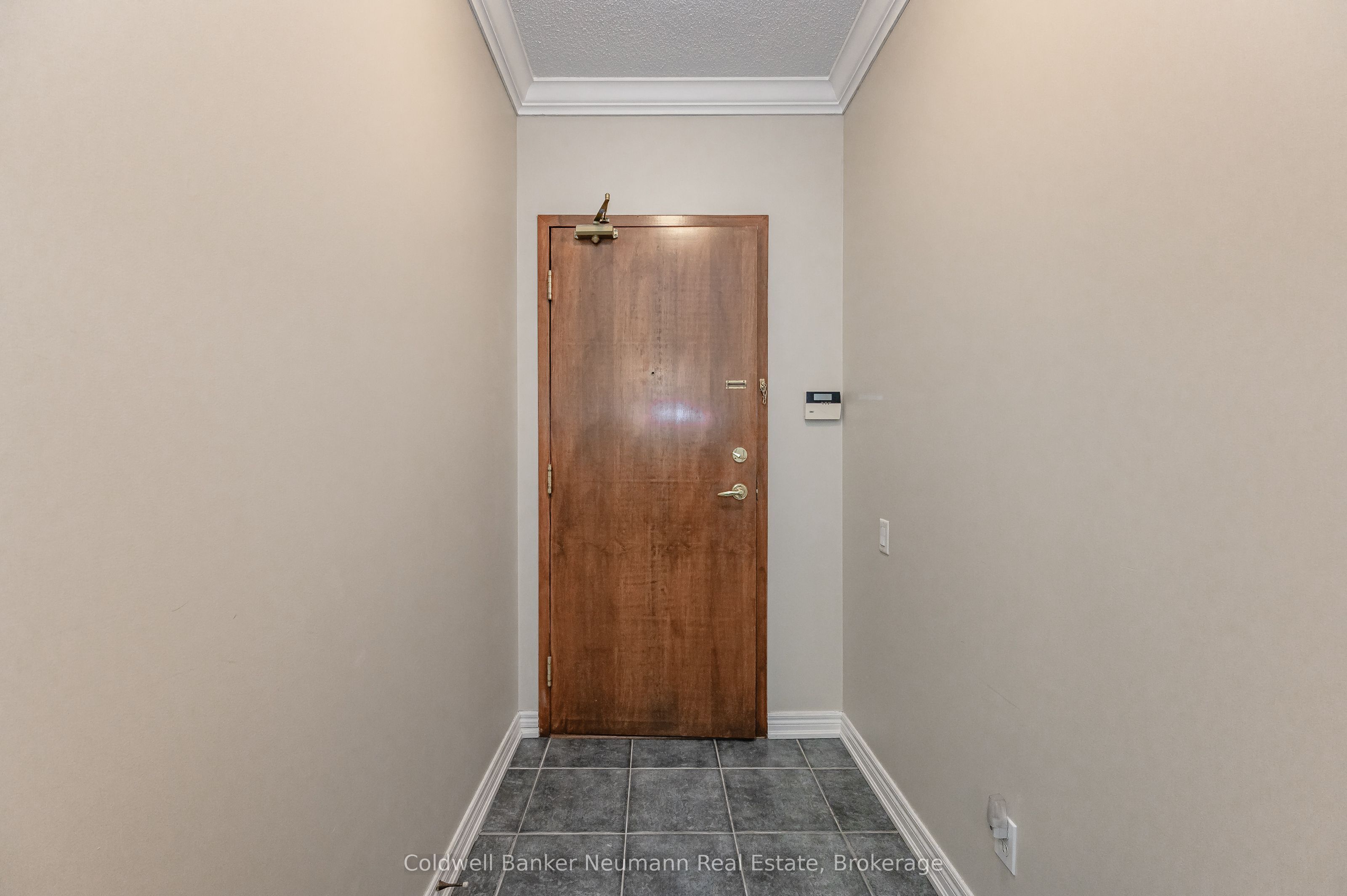 60 Old Mill Road 409 Property Photo 4