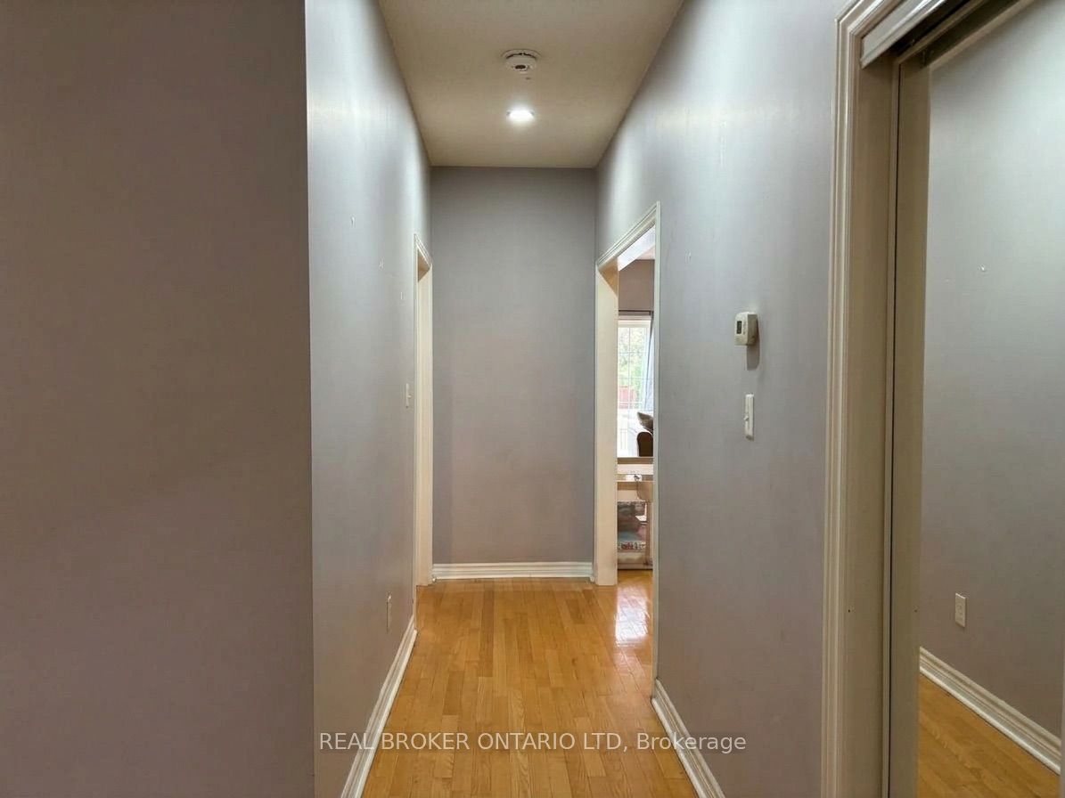 88 Sir Jacobs Crescent (main) Property Photo 4