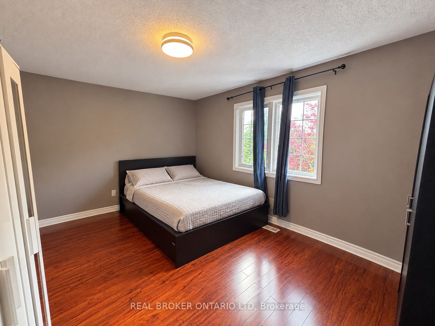 88 Sir Jacobs Crescent (main) Property Photo 12