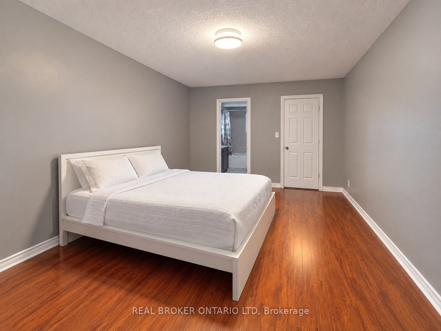 88 Sir Jacobs Crescent (main) Property Photo 13