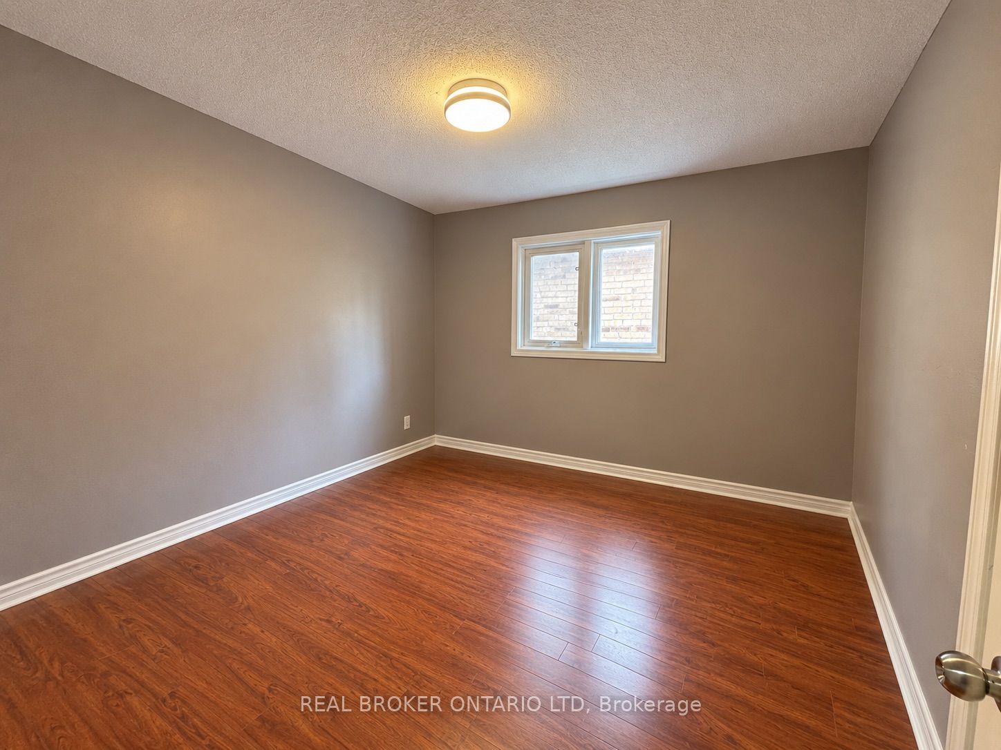 88 Sir Jacobs Crescent (main) Property Photo 20