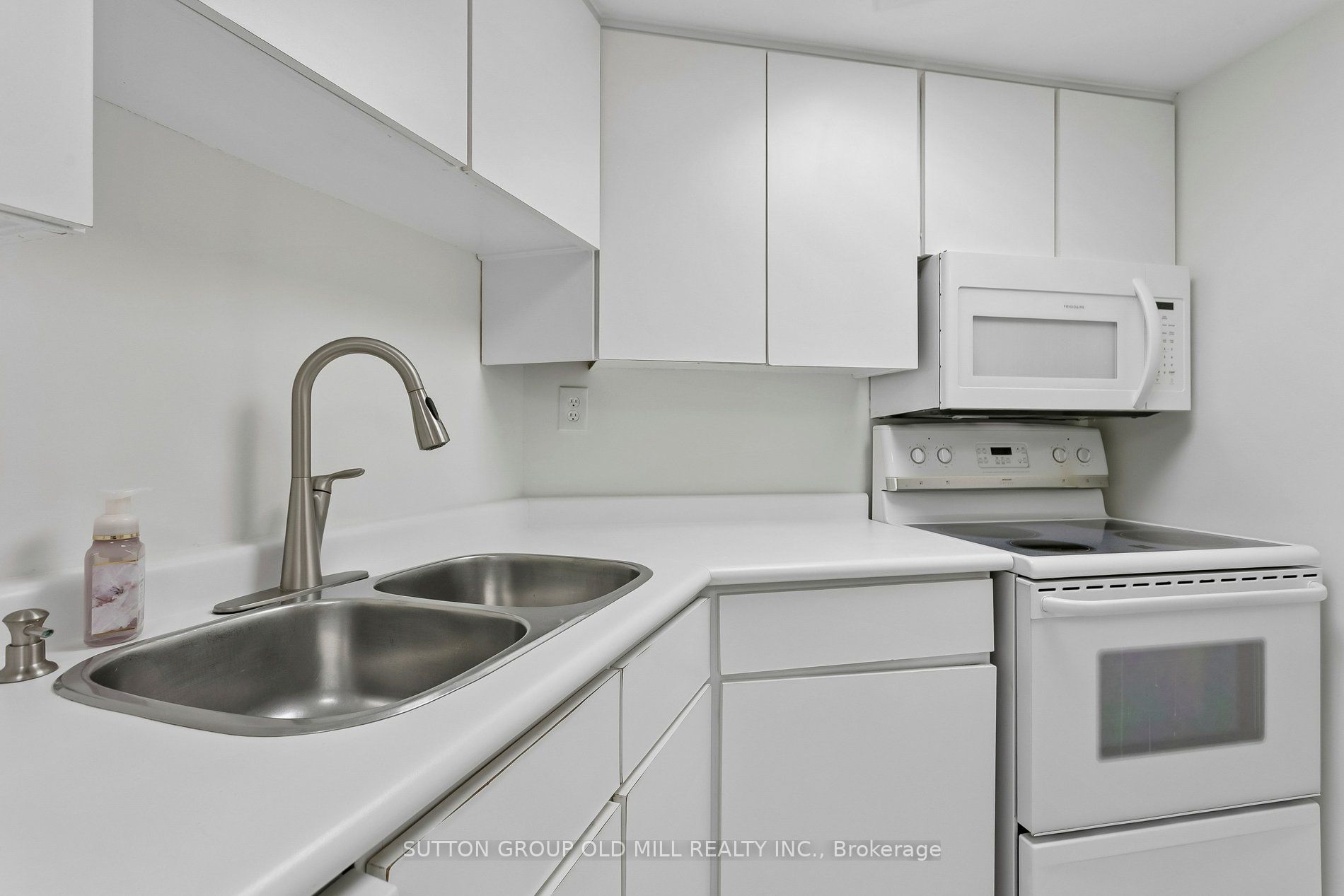 288 Mill Road G14 Property Photo 8