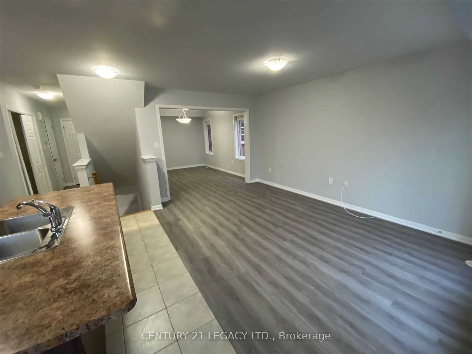 106 Baycliffe Crescent Property Photo 14