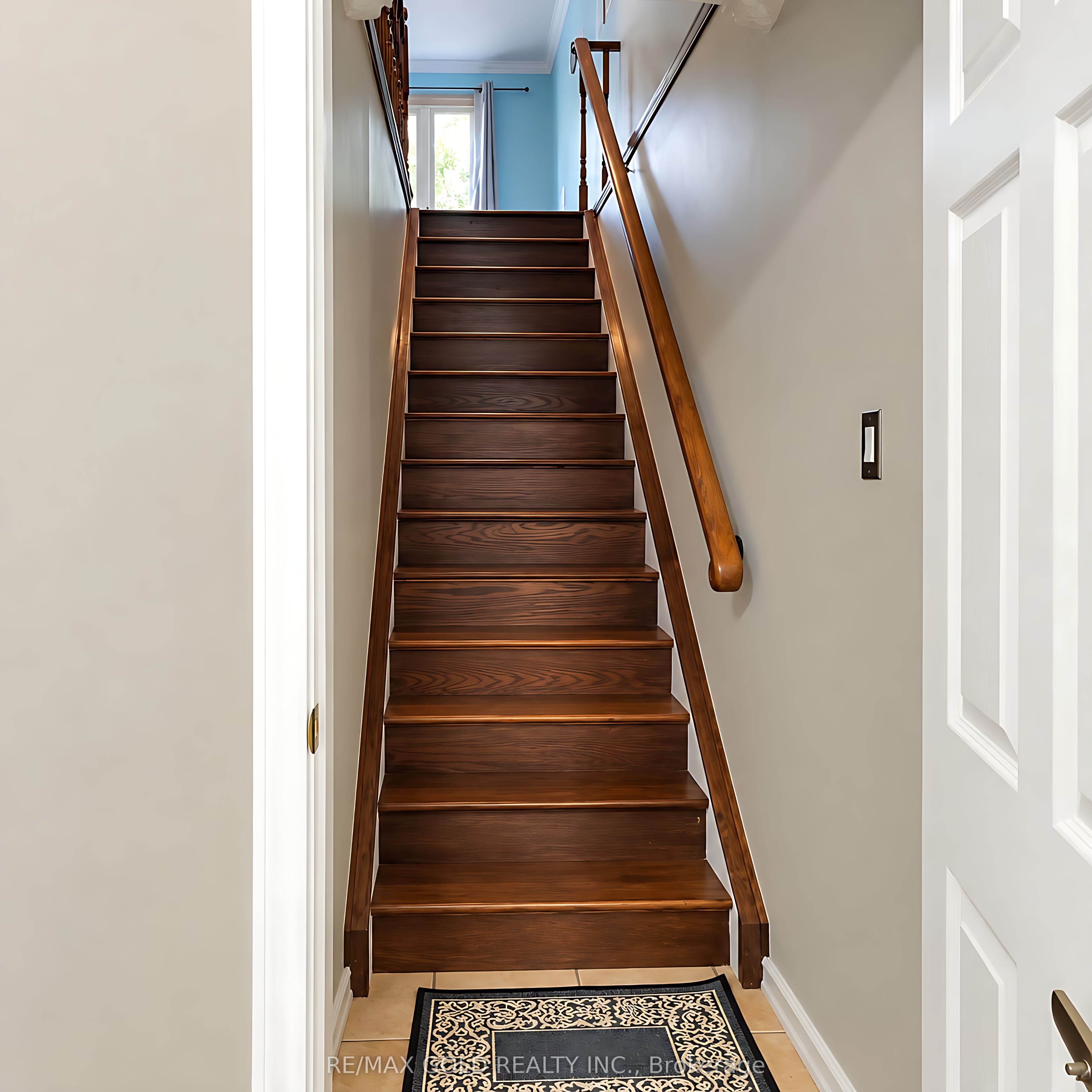 32 Steven Court Property Photo 9