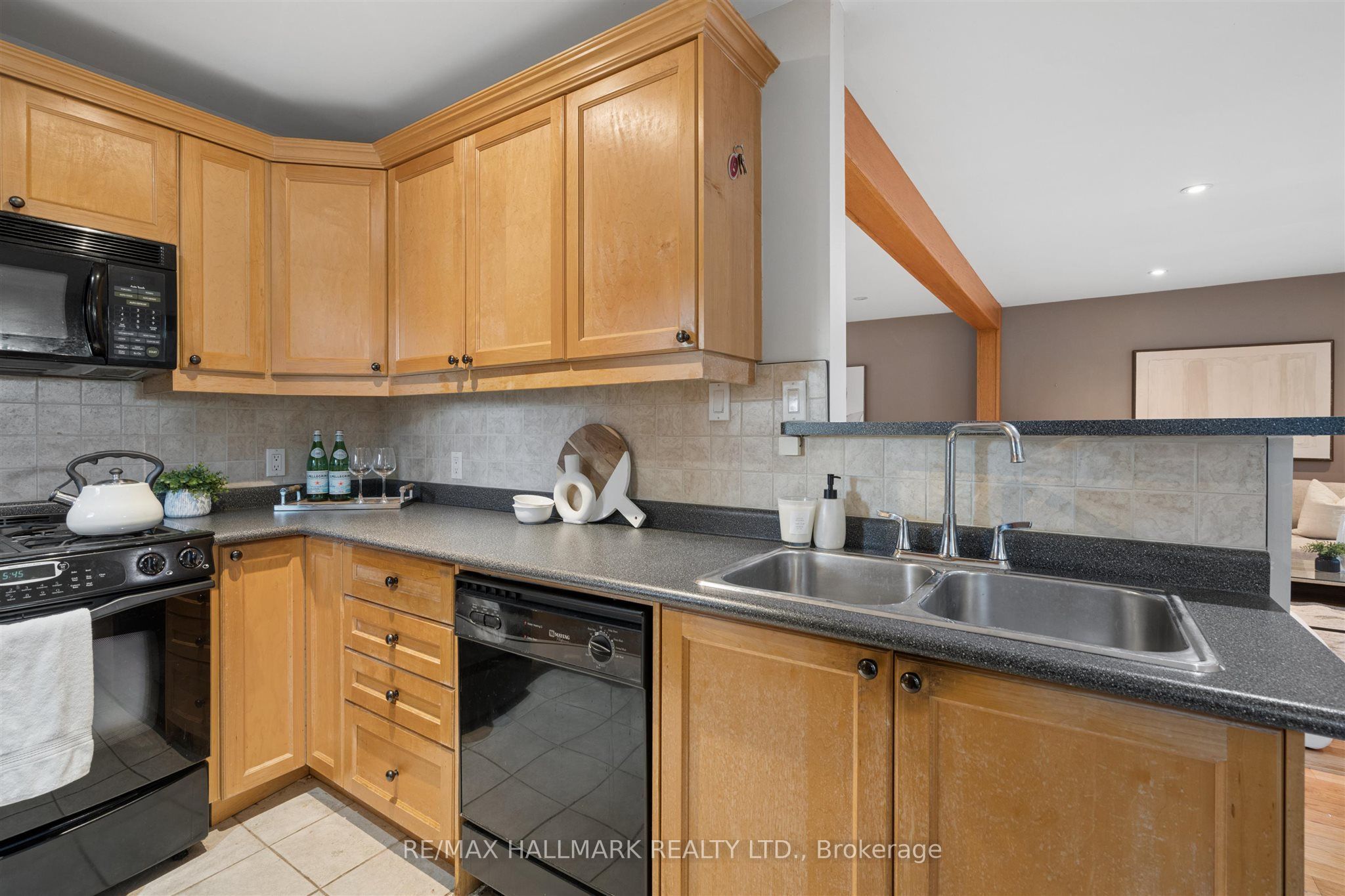 28 Finsbury Crescent Property Photo 14