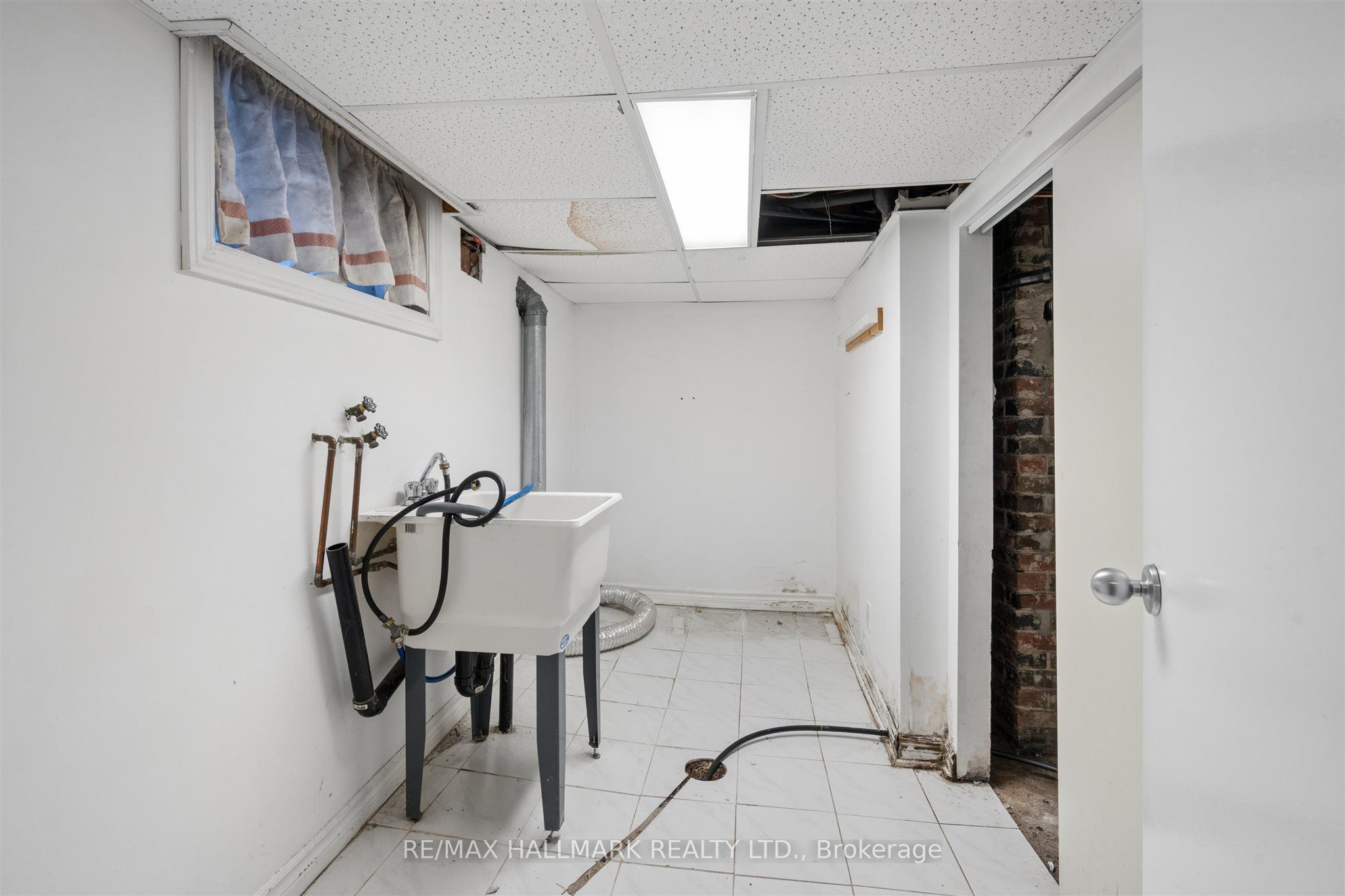28 Finsbury Crescent Property Photo 25
