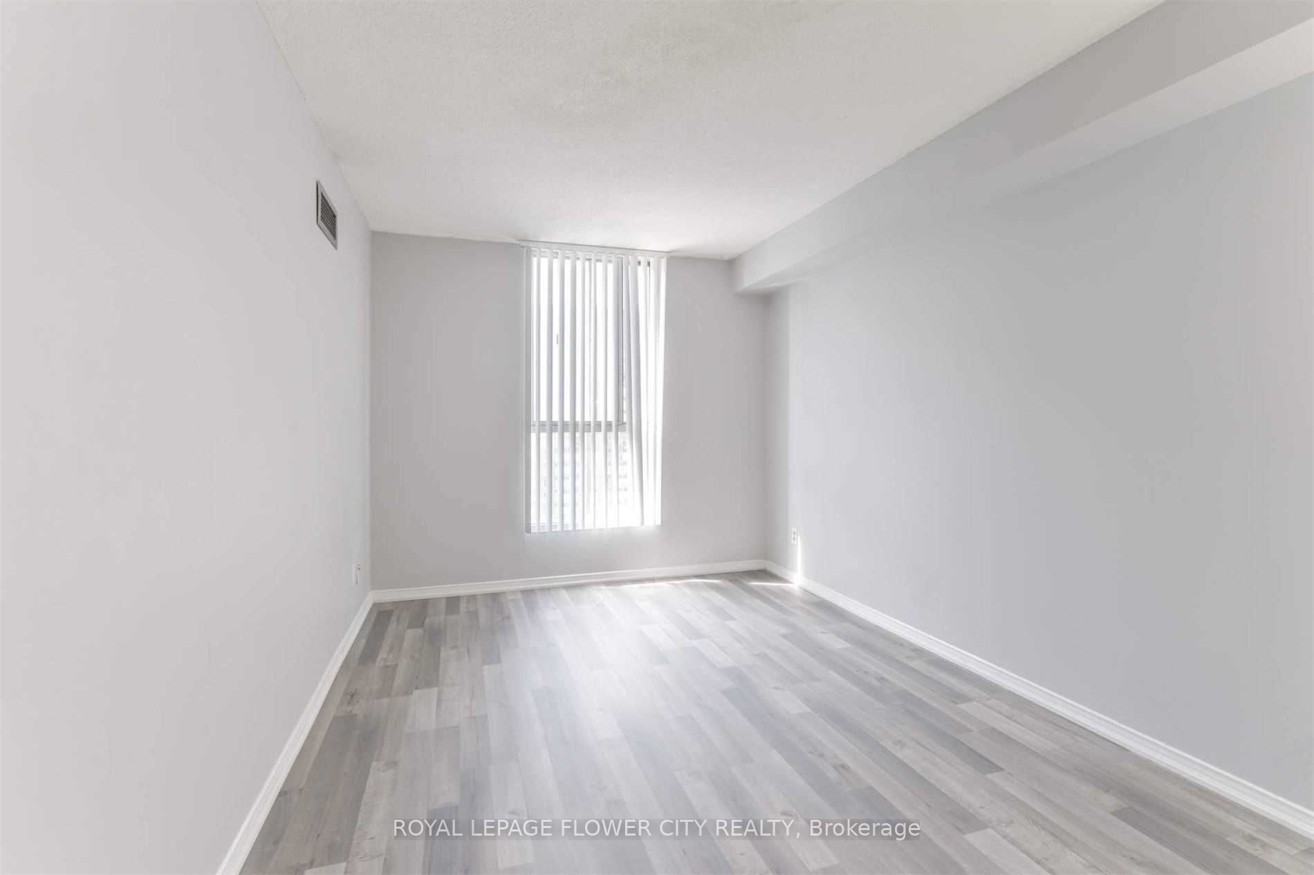 115 Hillcrest Avenue 1709 Property Photo 6