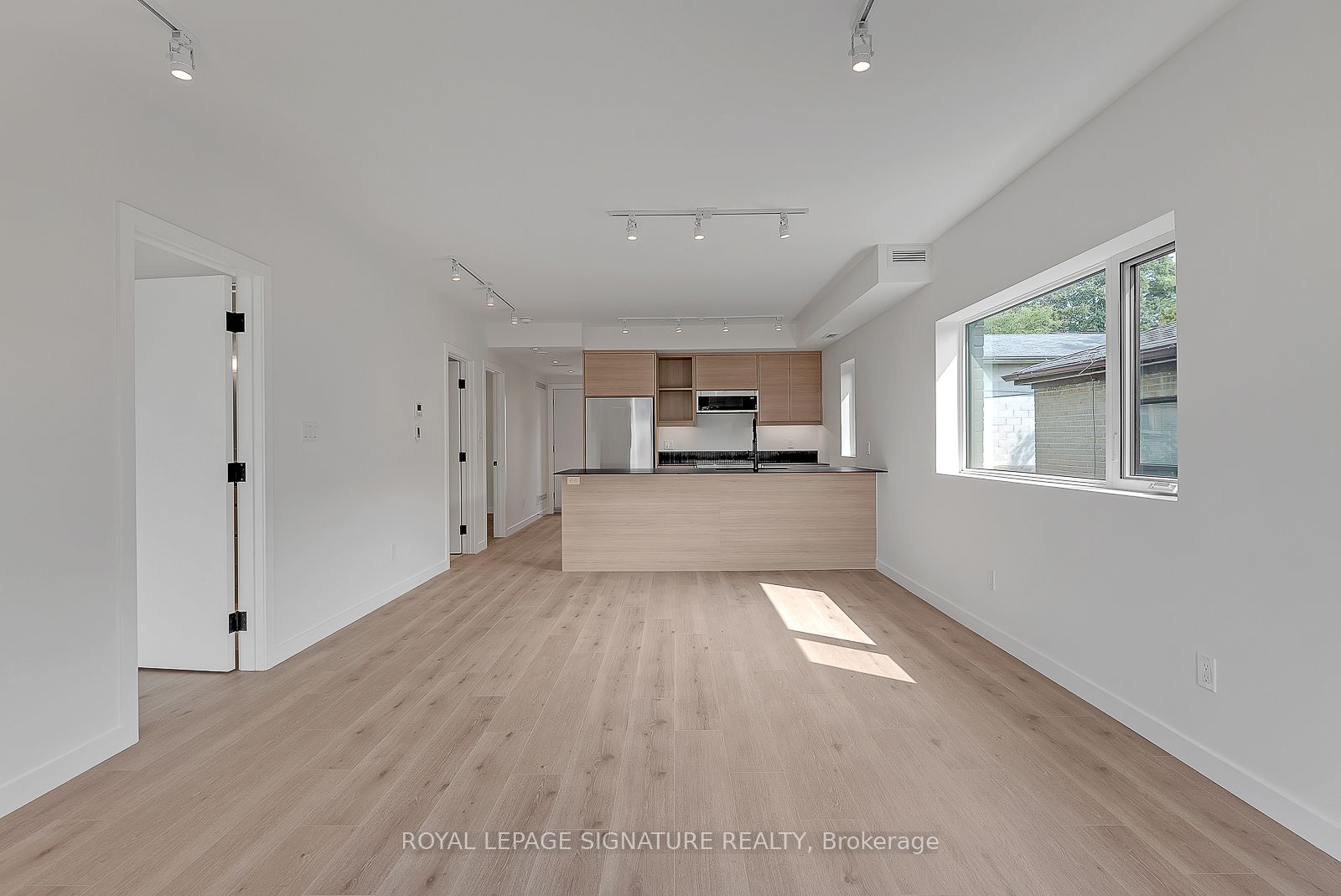 1254 Davenport Road 4 Property Photo 14