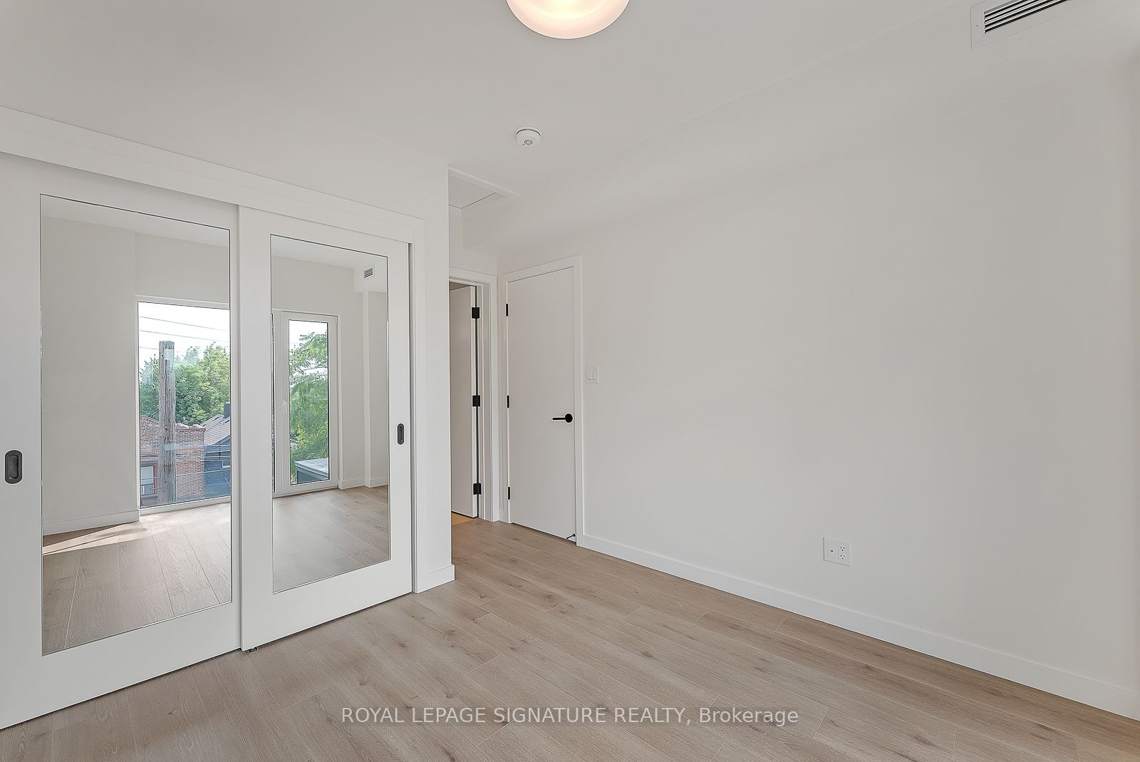 1254 Davenport Road 4 Property Photo 20